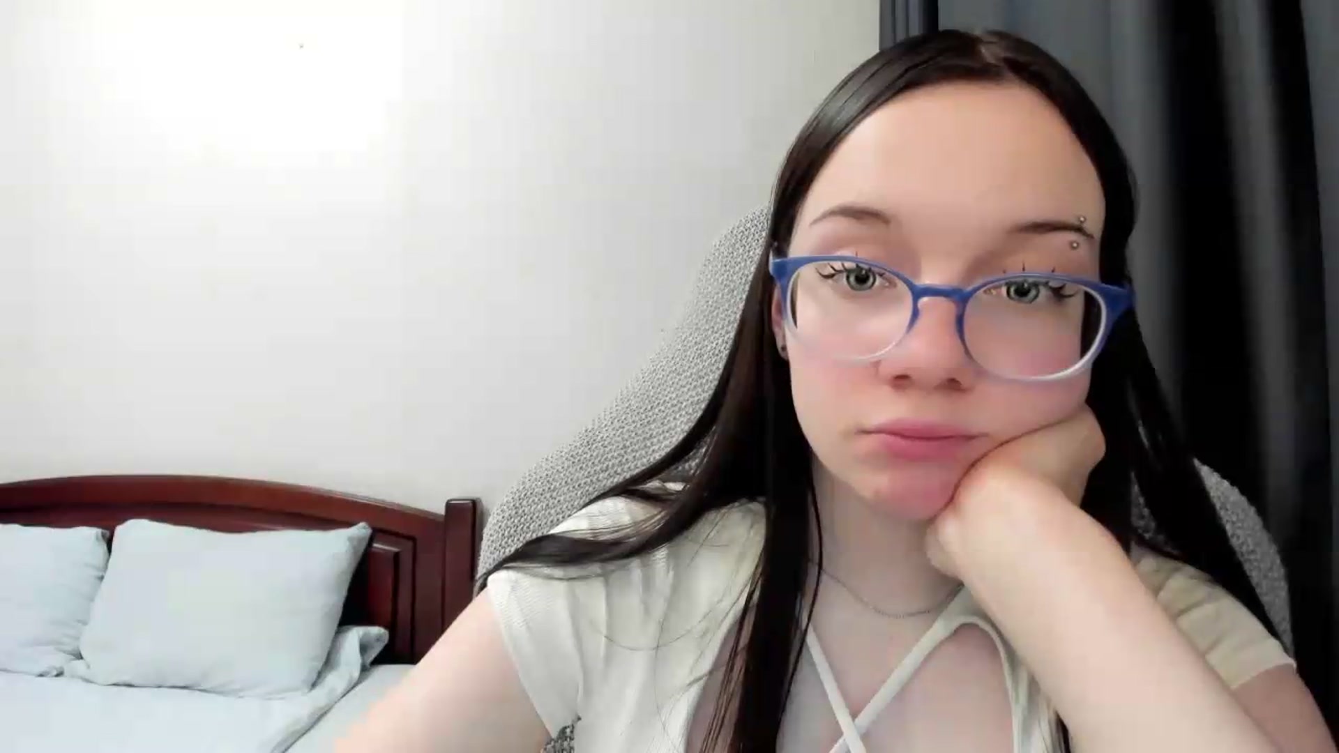 Gallery image thumbnail from Baby_Melania's myfreecams stream on, 06/06/2026, 24:48 image 14 of 20