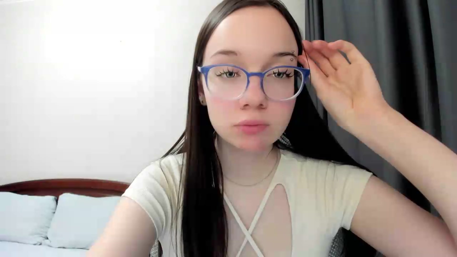 Gallery image thumbnail from Baby_Melania's myfreecams stream on, 06/06/2026, 24:48 image 2 of 20