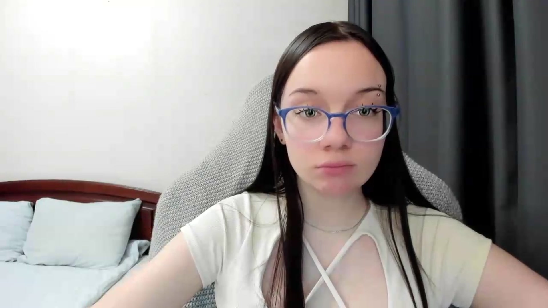 Gallery image thumbnail from Baby_Melania's myfreecams stream on, 06/06/2026, 24:48 image 9 of 20