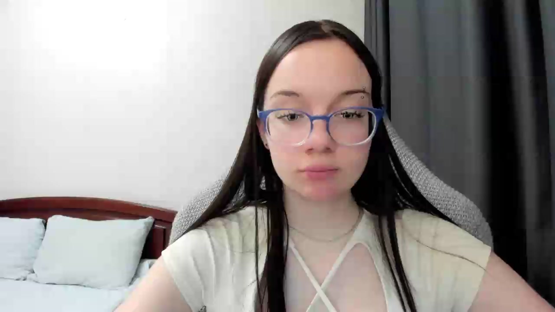 Gallery image thumbnail from Baby_Melania's myfreecams stream on, 06/06/2026, 24:48 image 12 of 20