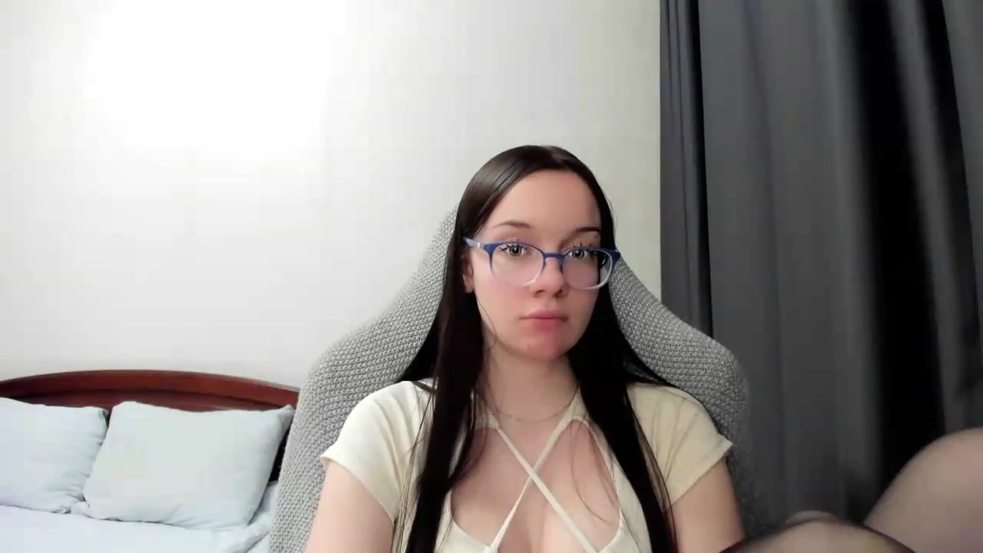 Gallery image thumbnail from Baby_Melania's myfreecams stream on, 06/06/2026, 01:05 image 18 of 20