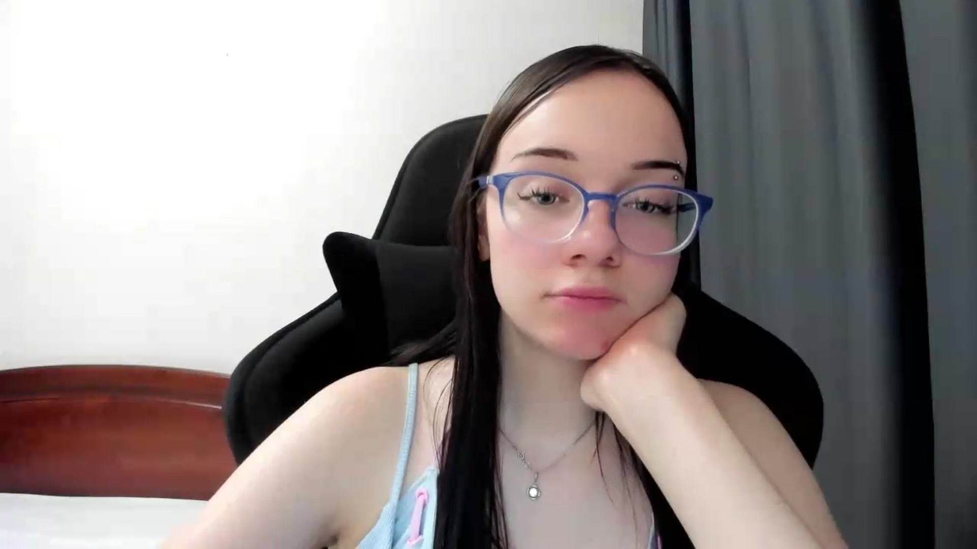 Gallery image thumbnail from Baby_Melania's myfreecams stream on, 06/11/2026, 02:59 image 18 of 20