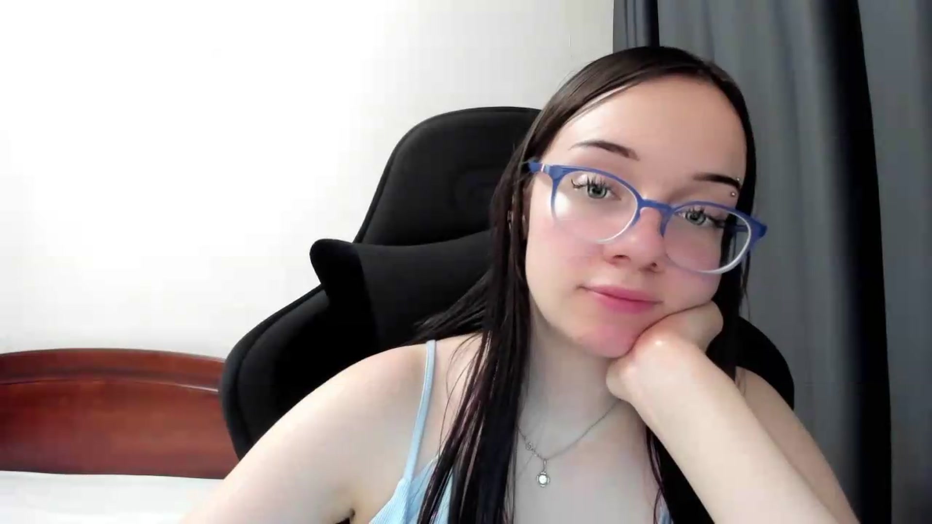 Gallery image thumbnail from Baby_Melania's myfreecams stream on, 06/11/2026, 02:59 image 15 of 20