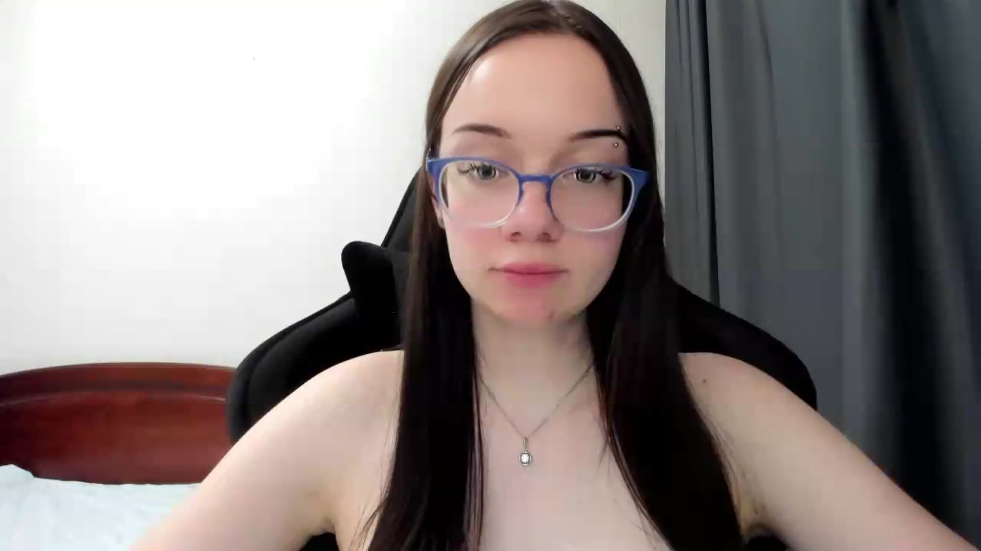 Gallery image thumbnail from Baby_Melania's myfreecams stream on, 06/11/2026, 22:20 image 9 of 20