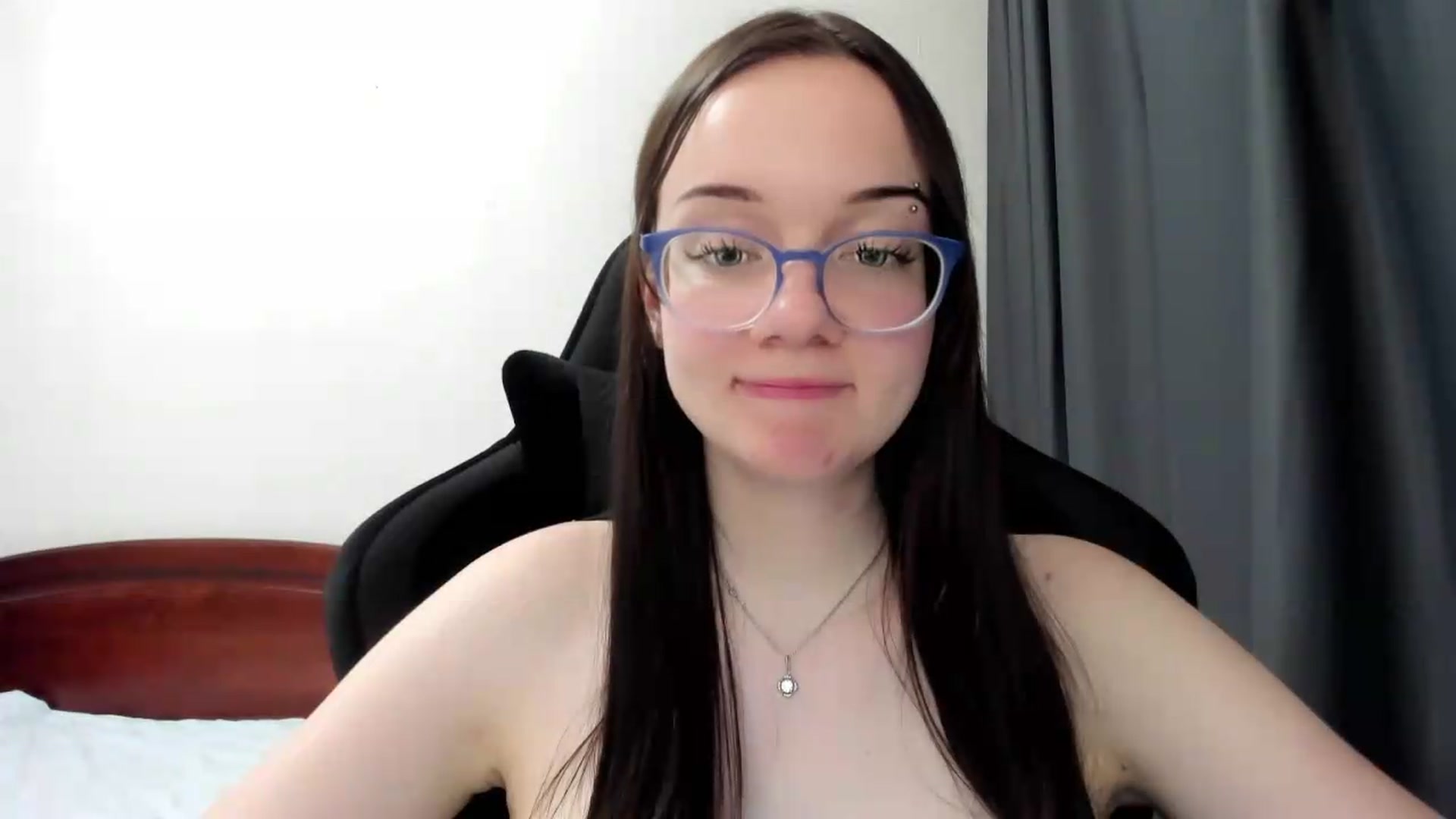 Gallery image thumbnail from Baby_Melania's myfreecams stream on, 06/11/2026, 22:20 image 10 of 20