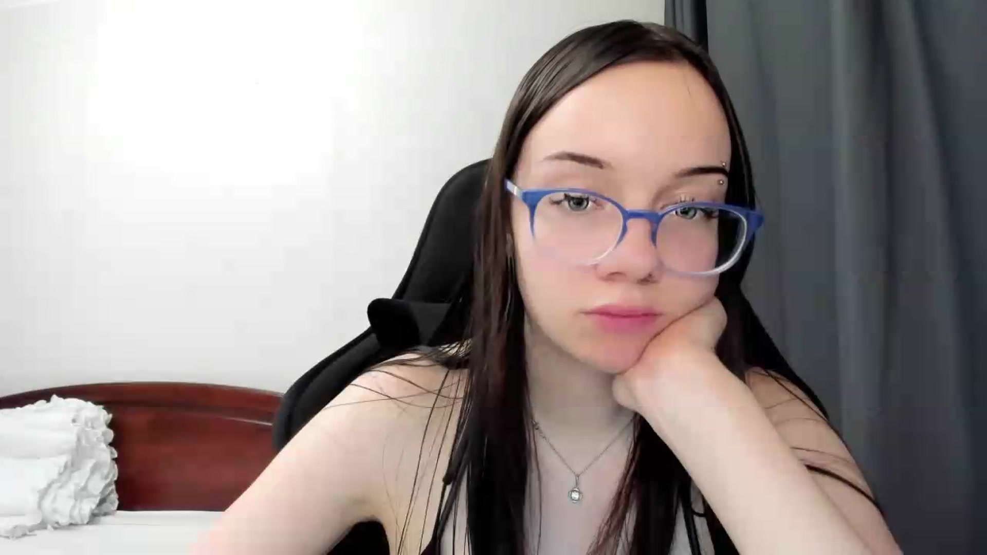 Gallery image thumbnail from Baby_Melania's myfreecams stream on, 06/12/2026, 23:02 image 4 of 20