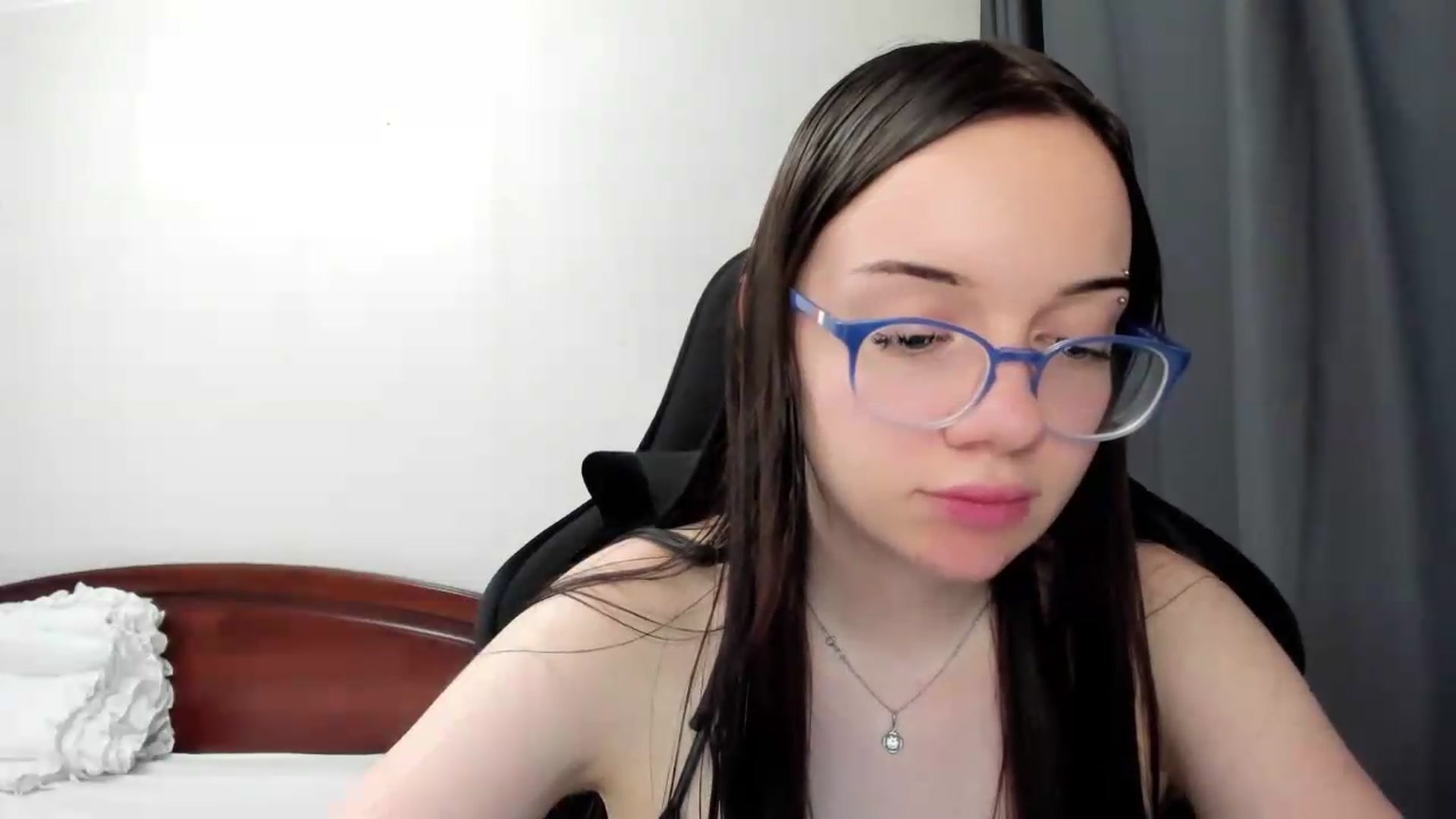 Gallery image thumbnail from Baby_Melania's myfreecams stream on, 06/12/2026, 23:02 image 7 of 20