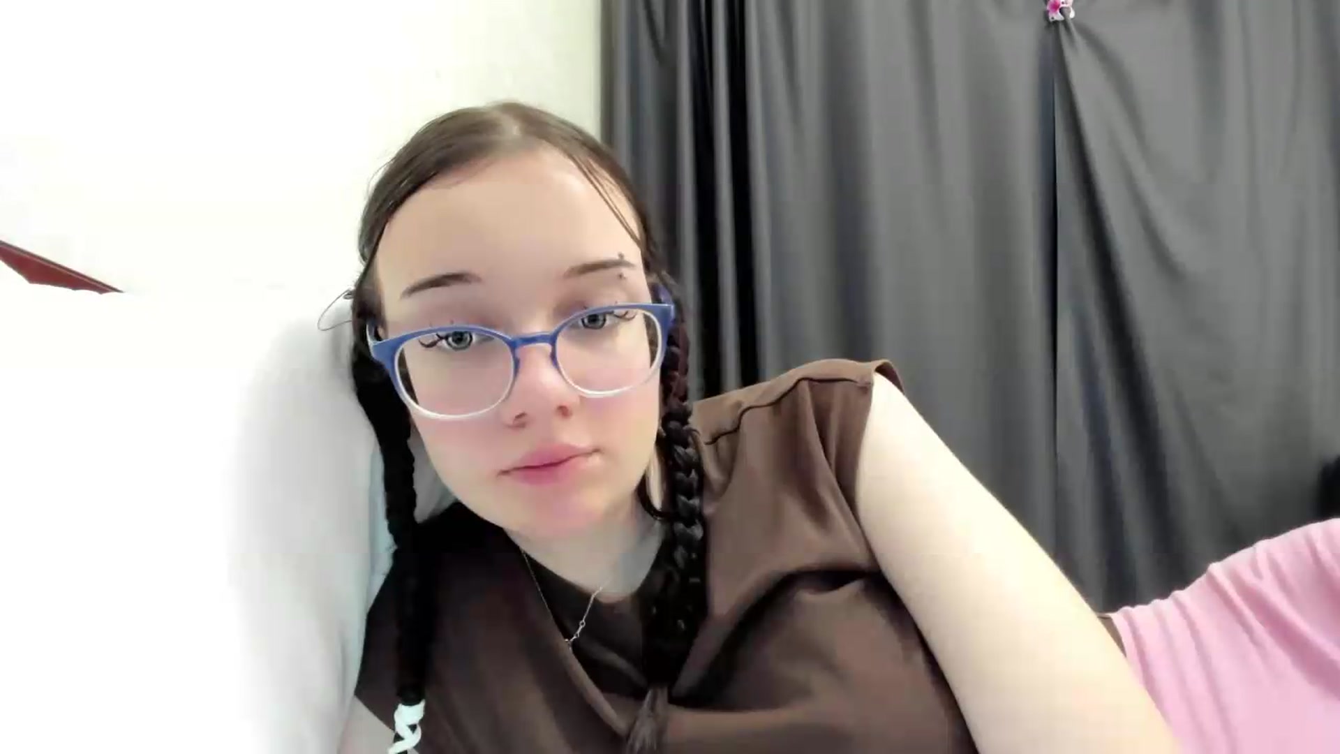 Gallery image thumbnail from Baby_Melania's myfreecams stream on, 06/14/2026, 24:22 image 17 of 20