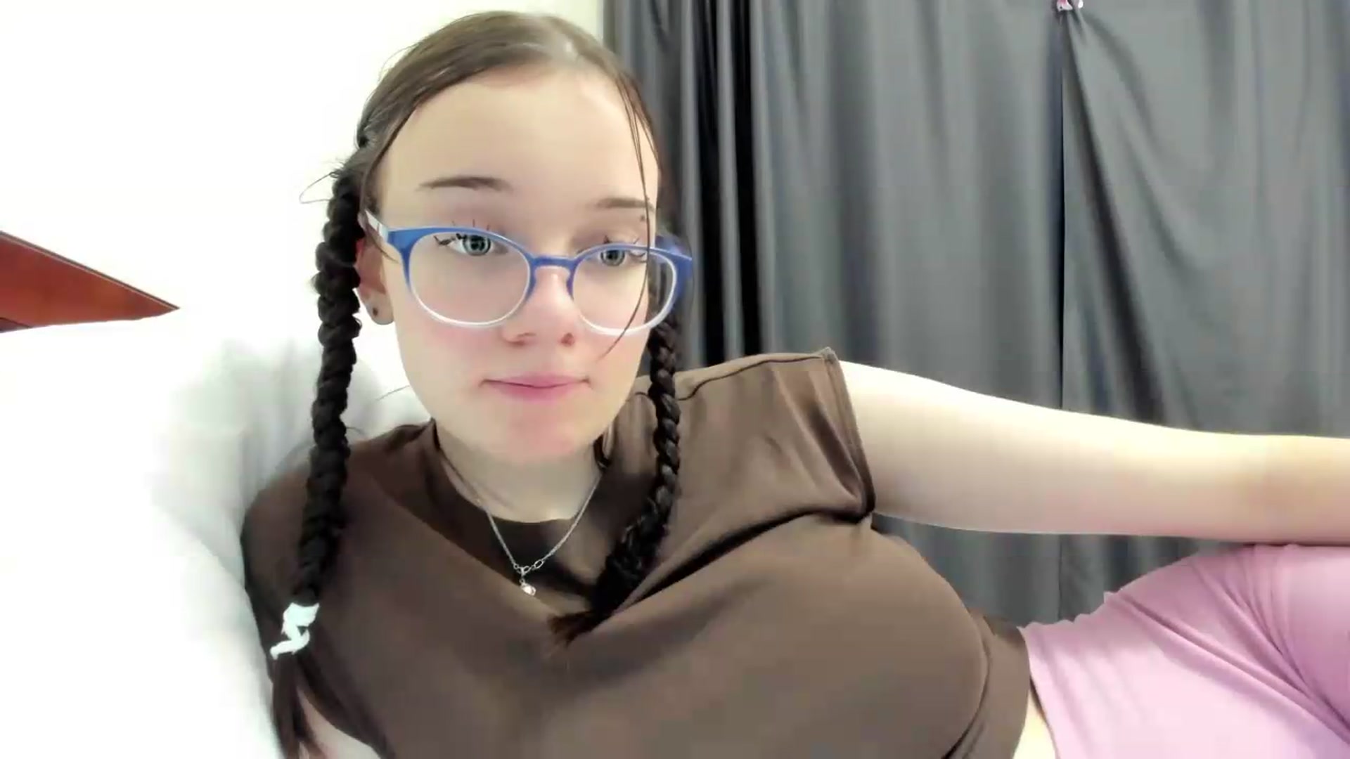 Gallery image thumbnail from Baby_Melania's myfreecams stream on, 06/14/2026, 24:22 image 20 of 20