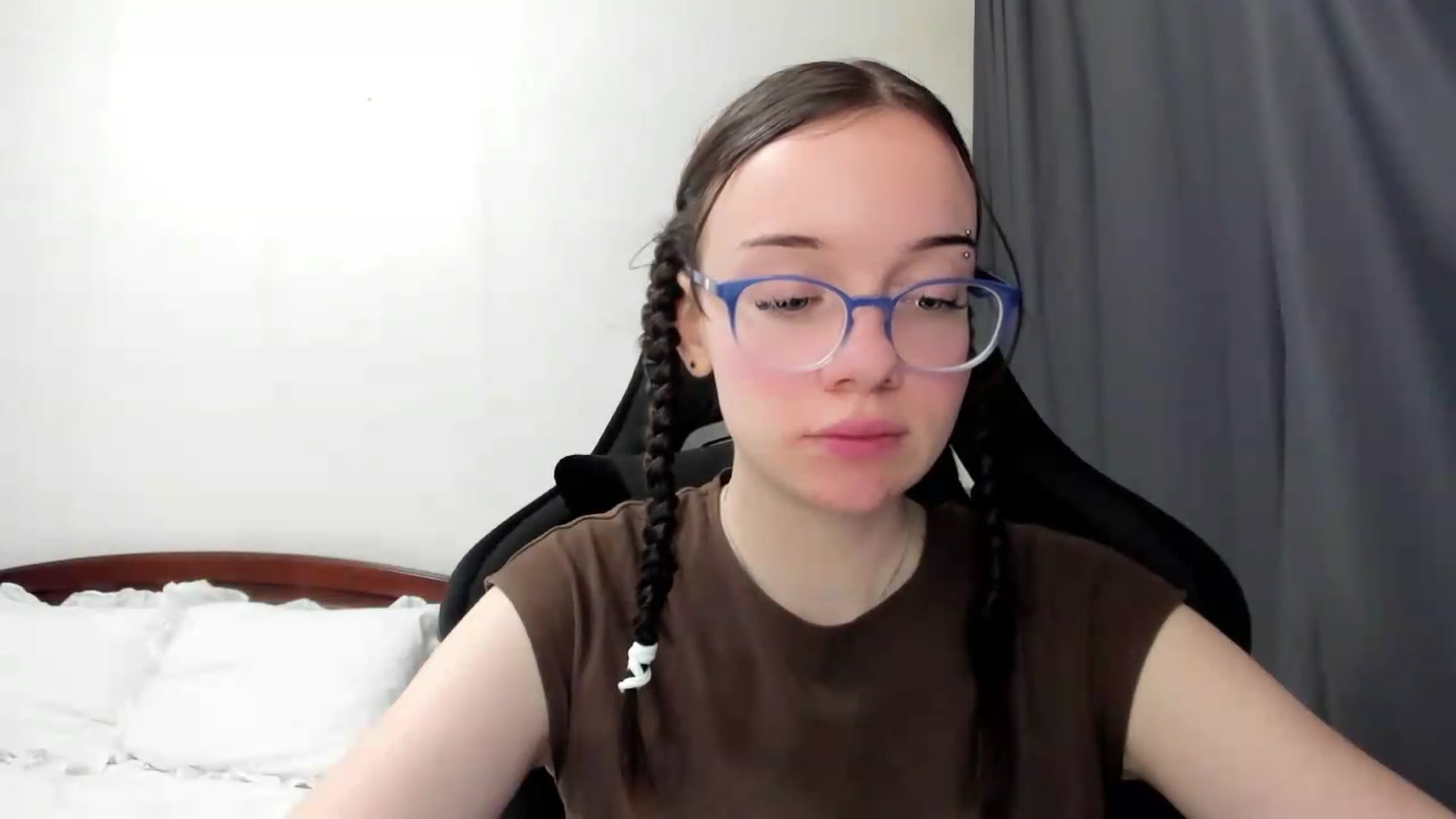 Gallery image thumbnail from Baby_Melania's myfreecams stream on, 06/14/2026, 24:22 image 2 of 20