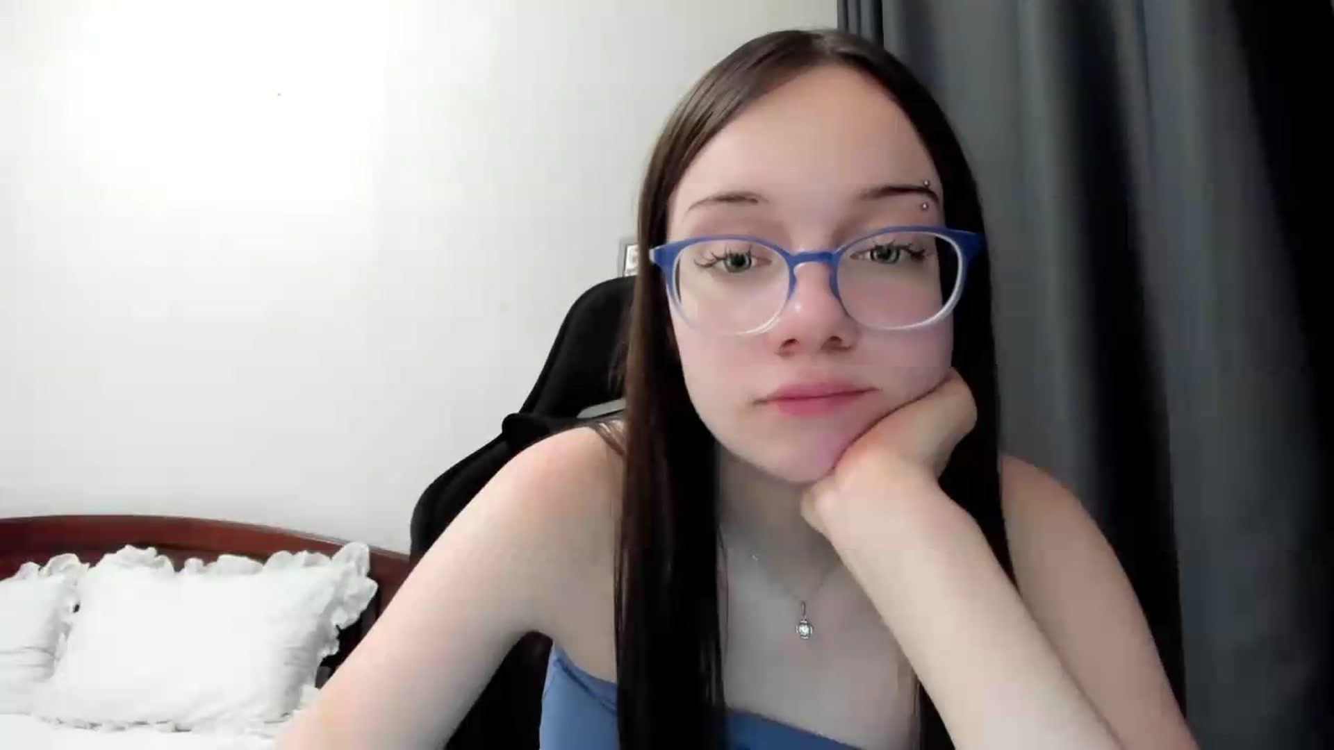 Gallery image thumbnail from Baby_Melania's myfreecams stream on, 06/19/2026, 22:54 image 5 of 20