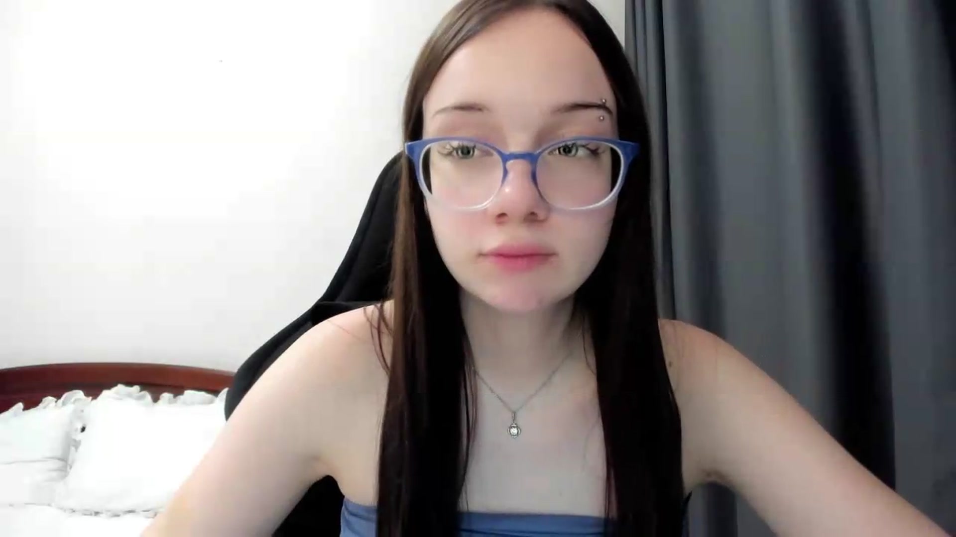 Gallery image thumbnail from Baby_Melania's myfreecams stream on, 06/19/2026, 22:54 image 14 of 20