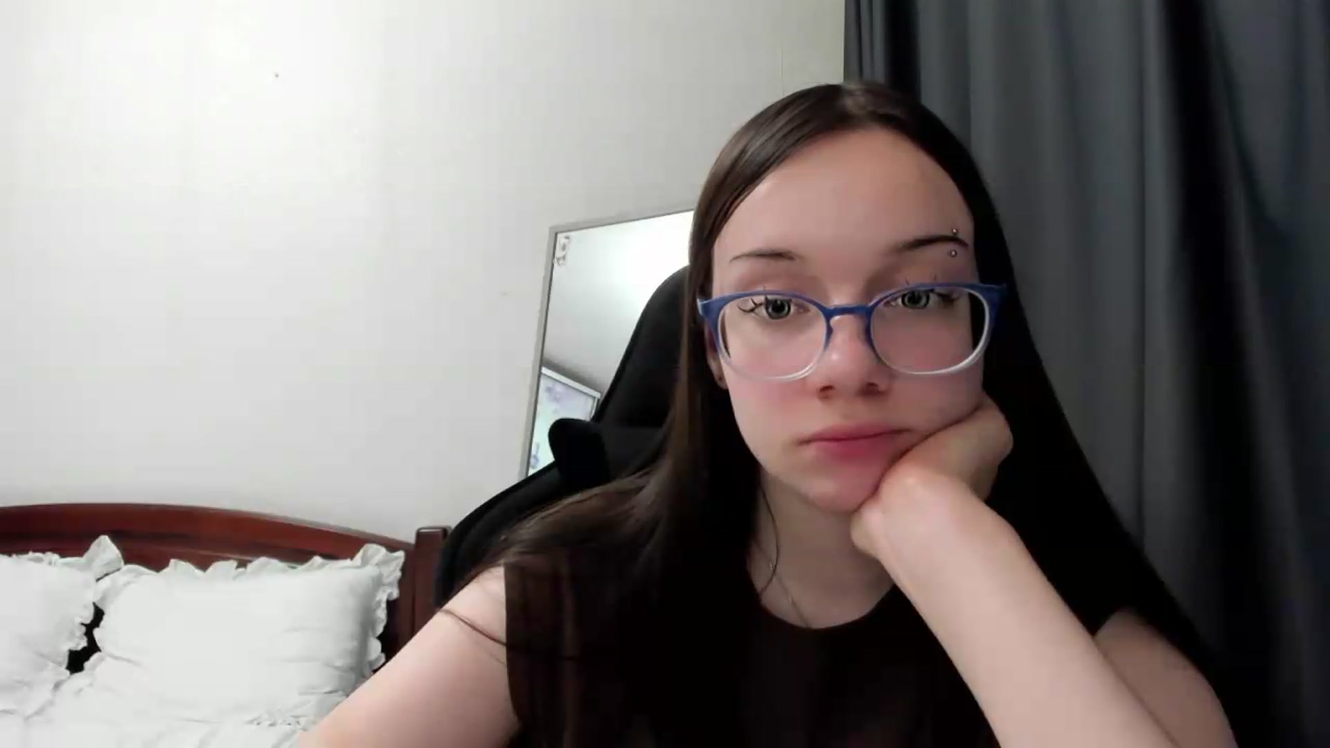 Gallery image thumbnail from Baby_Melania's myfreecams stream on, 06/21/2026, 22:42 image 13 of 20