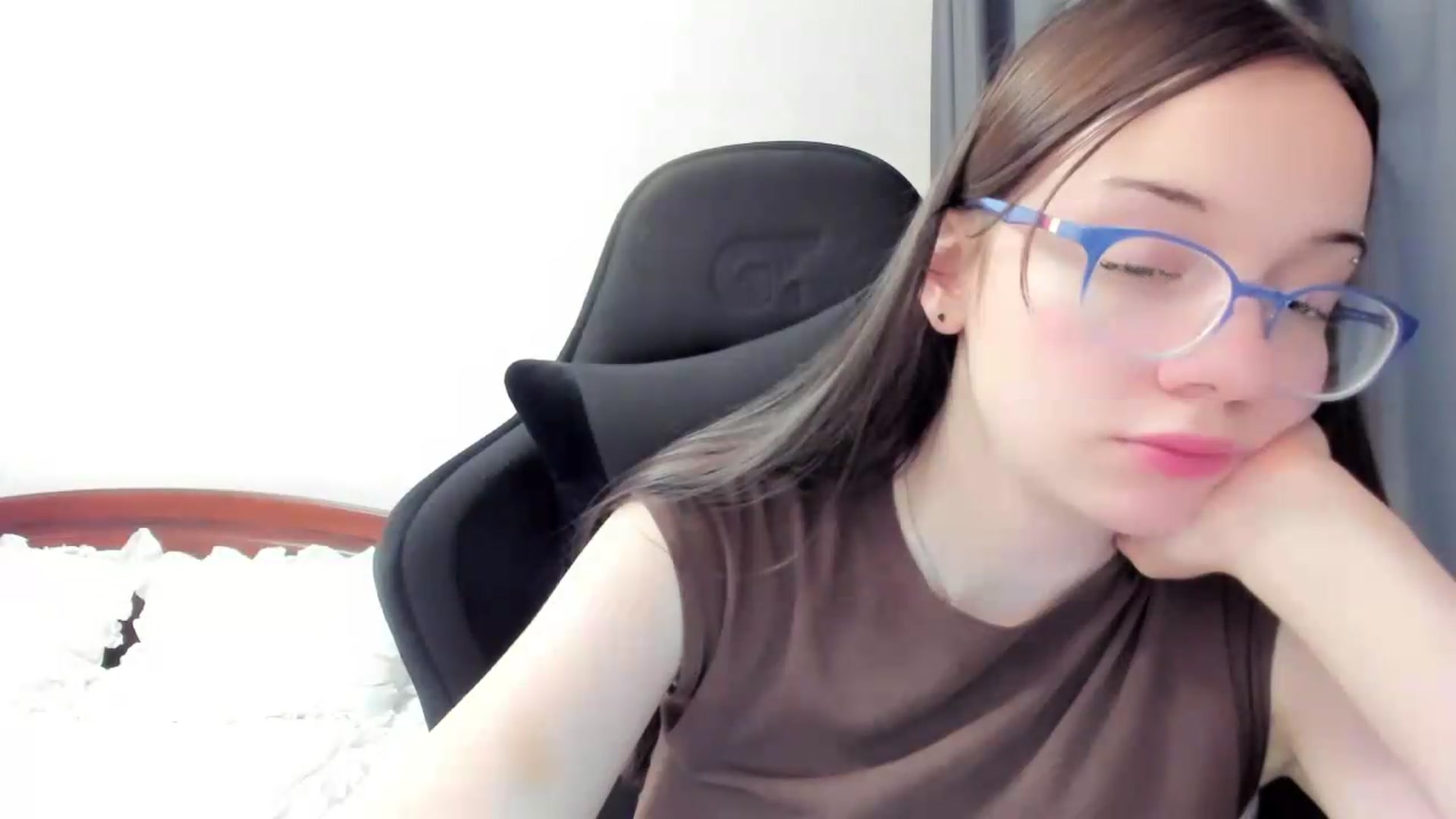 Gallery image thumbnail from Baby_Melania's myfreecams stream on, 06/22/2026, 24:52 image 19 of 20
