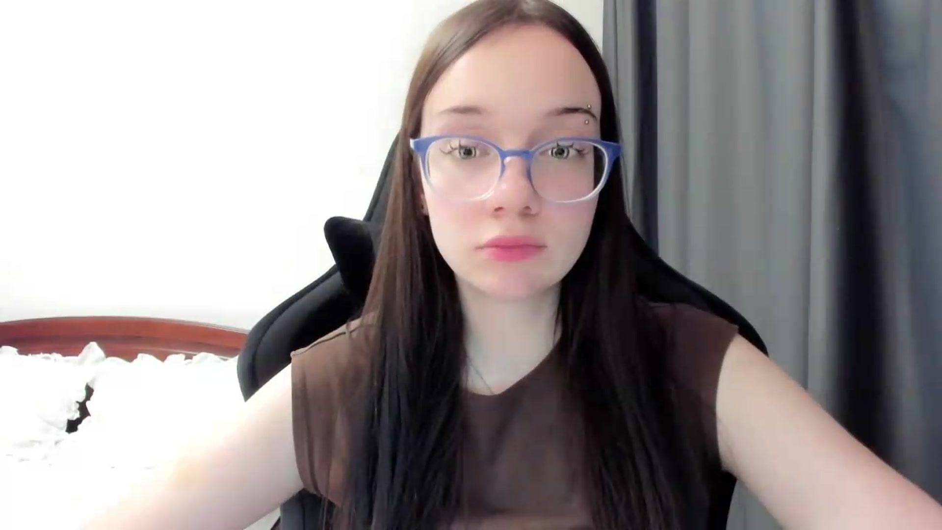 Gallery image thumbnail from Baby_Melania's myfreecams stream on, 06/22/2026, 24:52 image 6 of 20