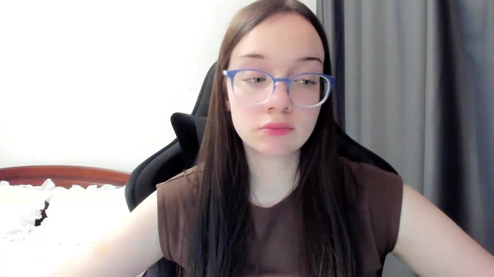 Gallery image thumbnail from Baby_Melania's myfreecams stream on, 06/22/2026, 24:52 image 10 of 20