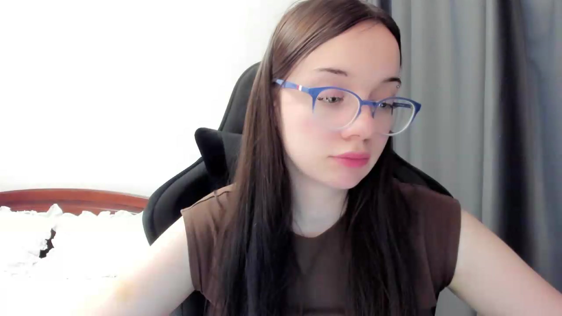 Gallery image thumbnail from Baby_Melania's myfreecams stream on, 06/22/2026, 24:52 image 8 of 20