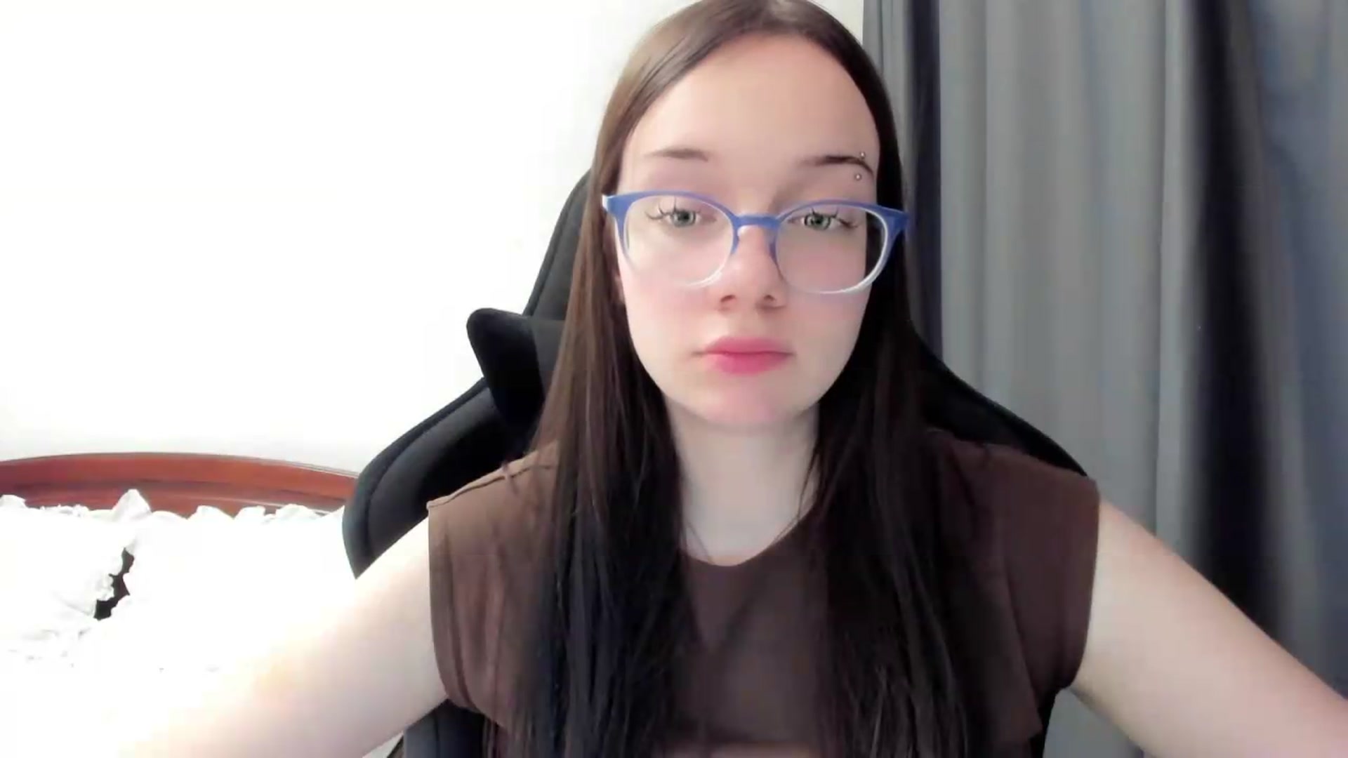 Gallery image thumbnail from Baby_Melania's myfreecams stream on, 06/22/2026, 24:52 image 9 of 20