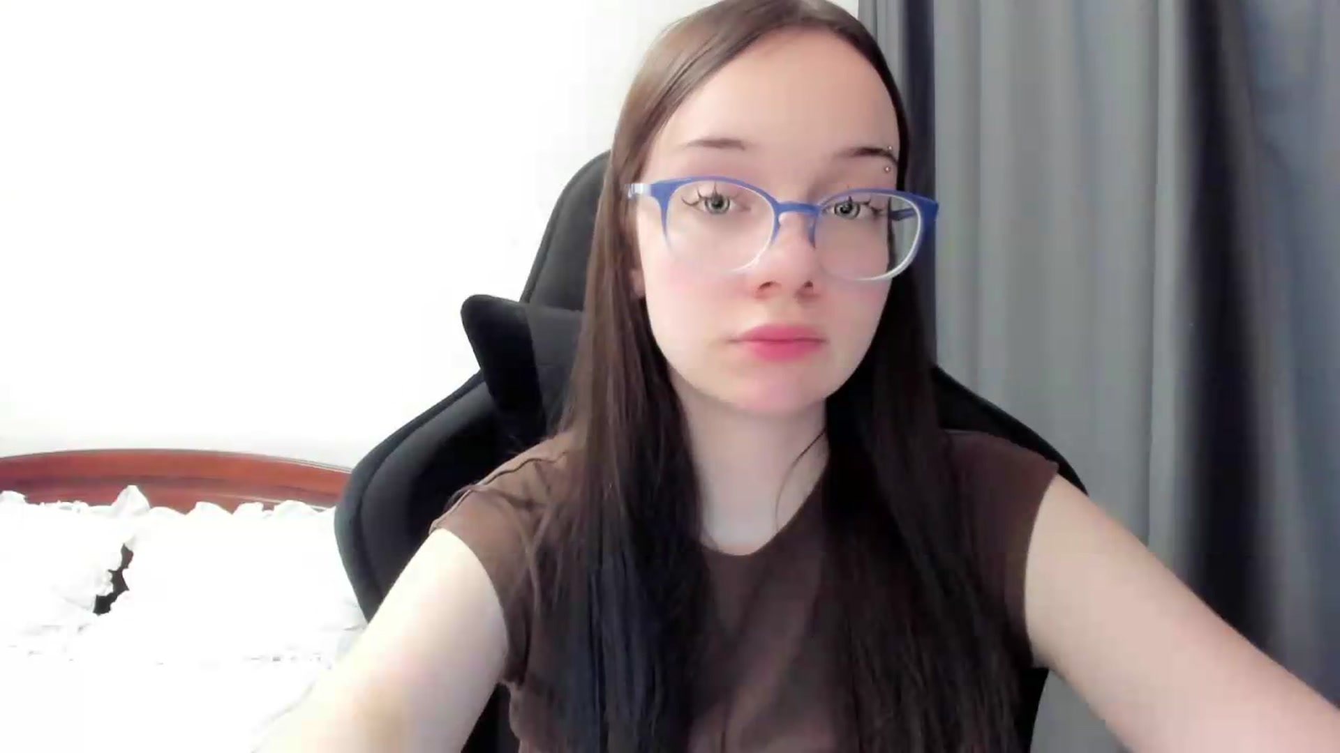 Gallery image thumbnail from Baby_Melania's myfreecams stream on, 06/22/2026, 24:52 image 14 of 20