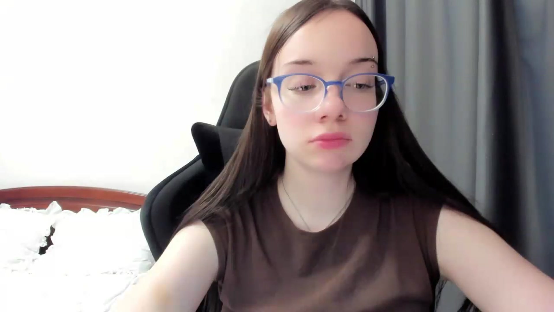 Gallery image thumbnail from Baby_Melania's myfreecams stream on, 06/22/2026, 24:52 image 2 of 20