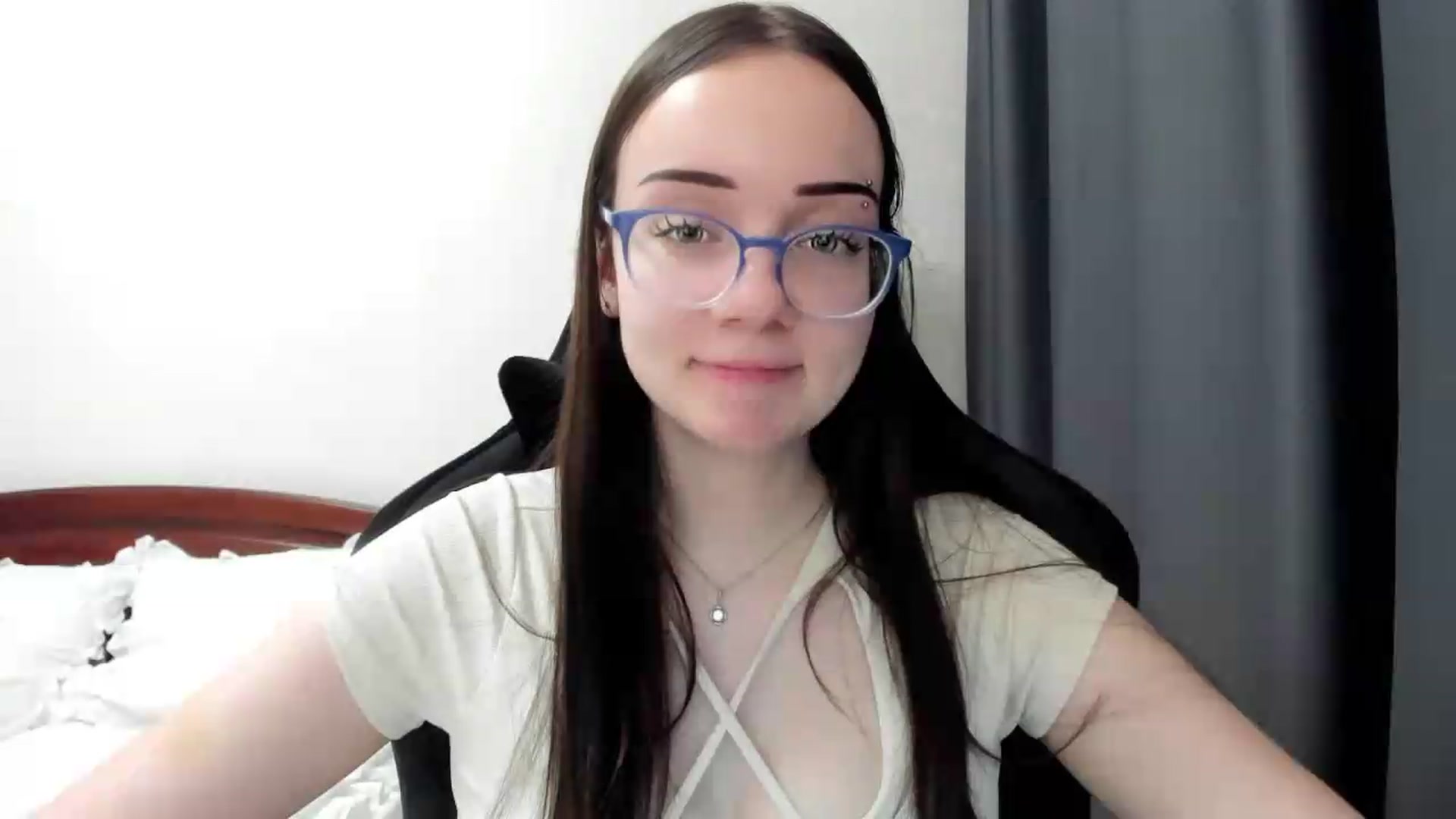 Gallery image thumbnail from Baby_Melania's myfreecams stream on, 06/23/2026, 22:45 image 12 of 20