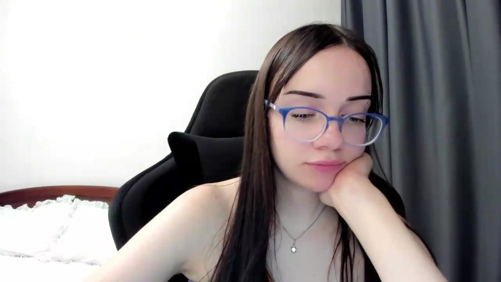 Gallery image thumbnail from Baby_Melania's myfreecams stream on, 06/24/2026, 23:56 image 15 of 20