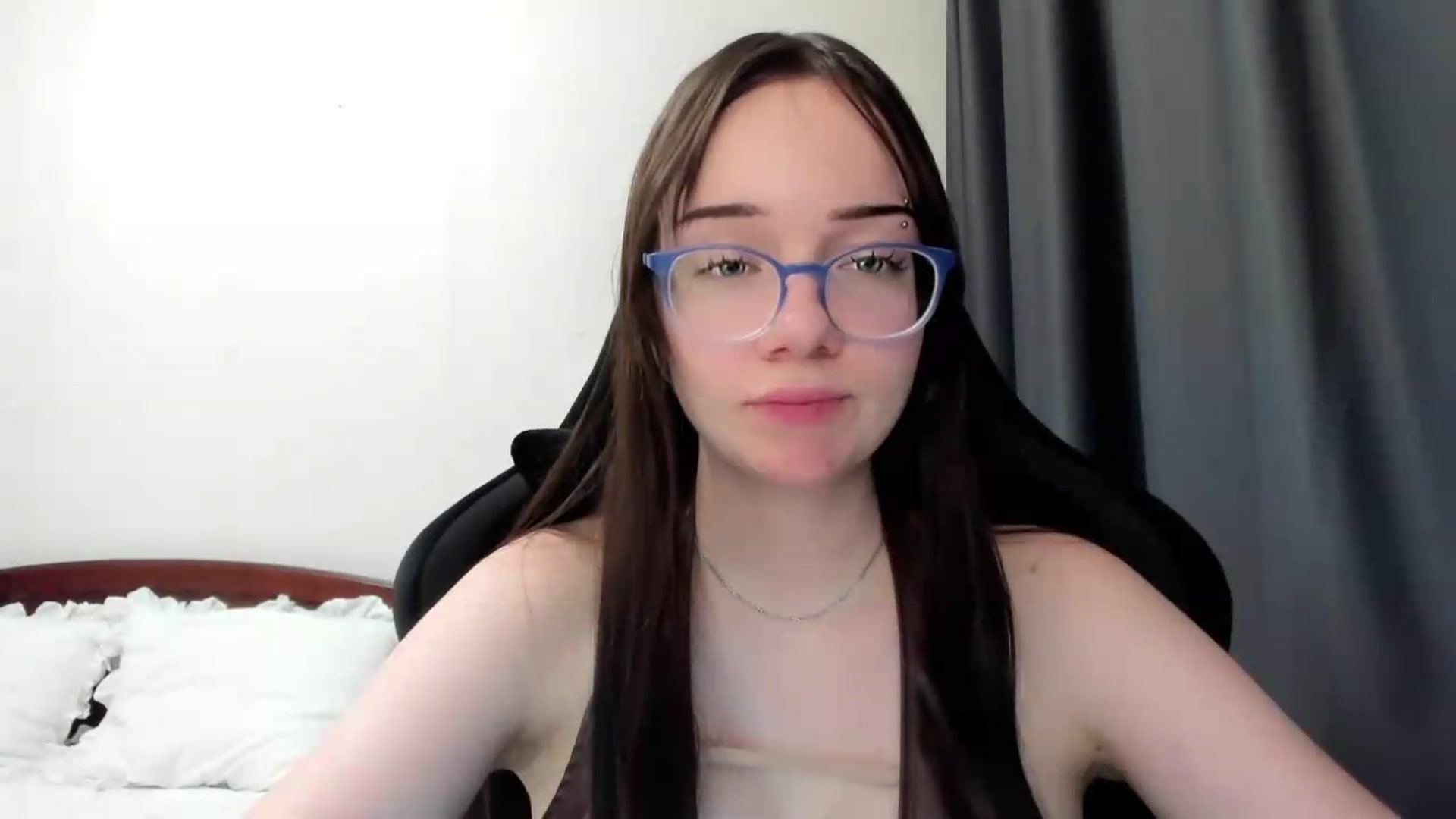 Gallery image thumbnail from Baby_Melania's myfreecams stream on, 06/26/2026, 24:01 image 2 of 20