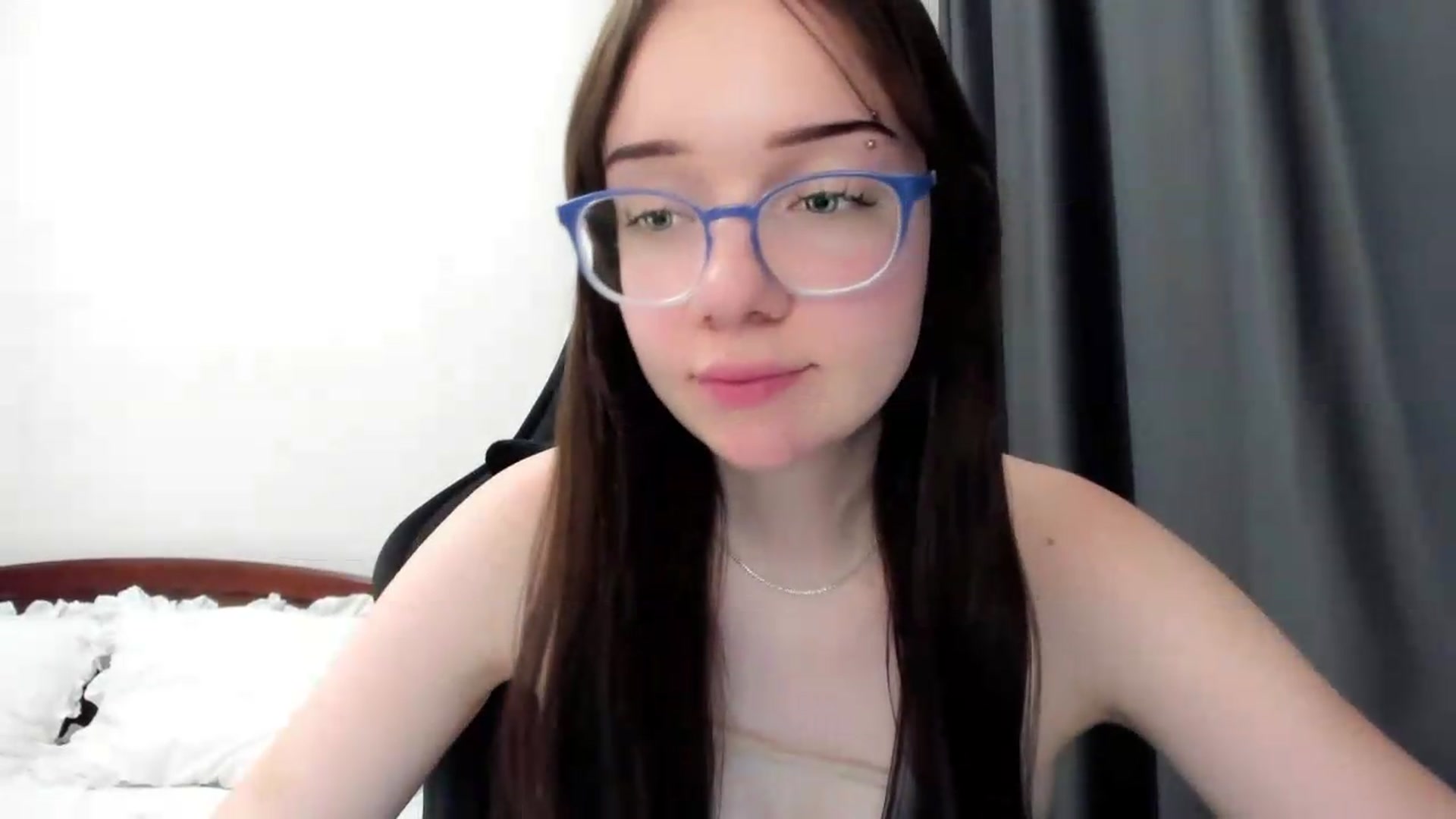 Gallery image thumbnail from Baby_Melania's myfreecams stream on, 06/26/2026, 24:01 image 10 of 20