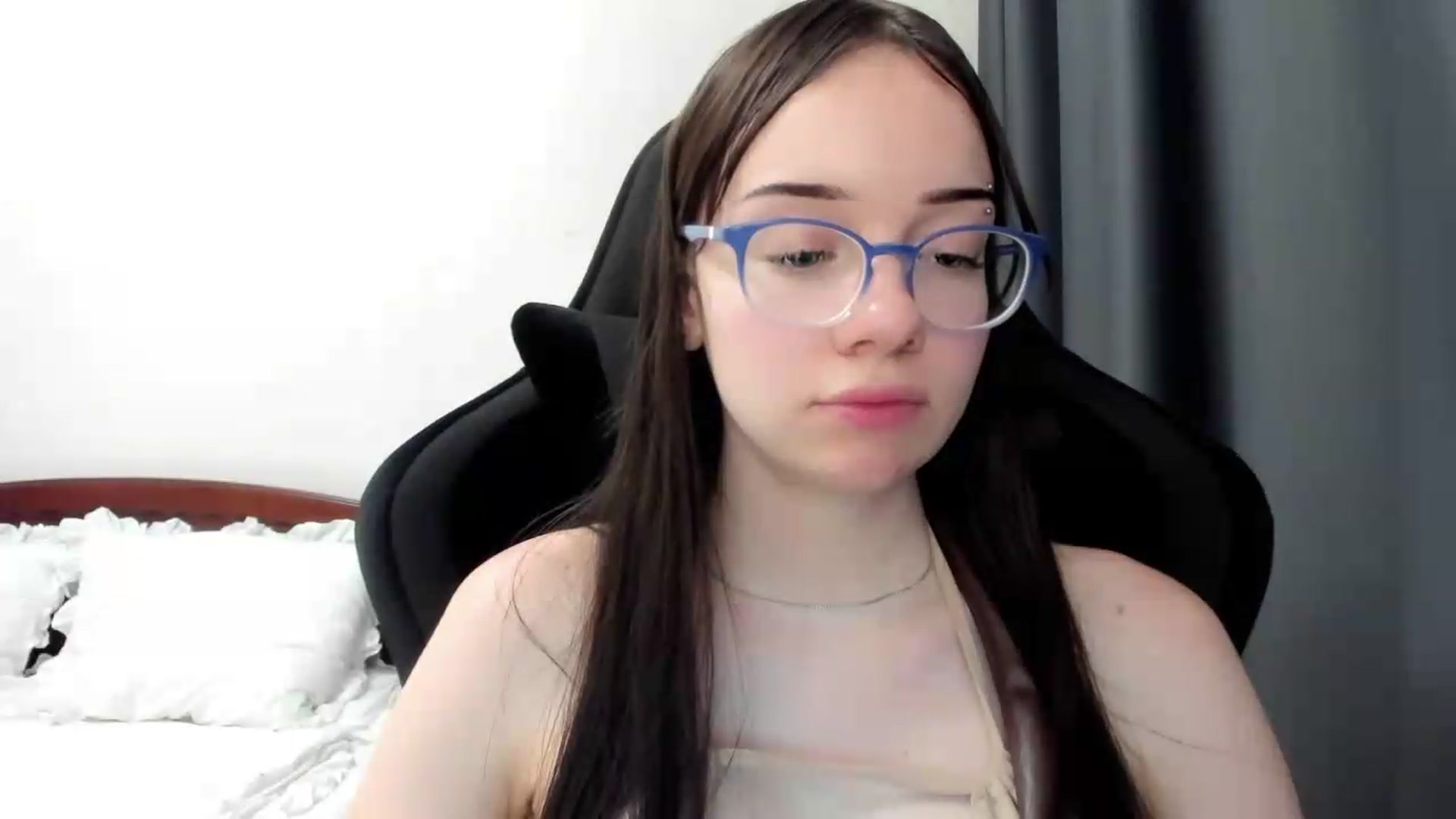 Gallery image thumbnail from Baby_Melania's myfreecams stream on, 06/26/2026, 04:06 image 20 of 20