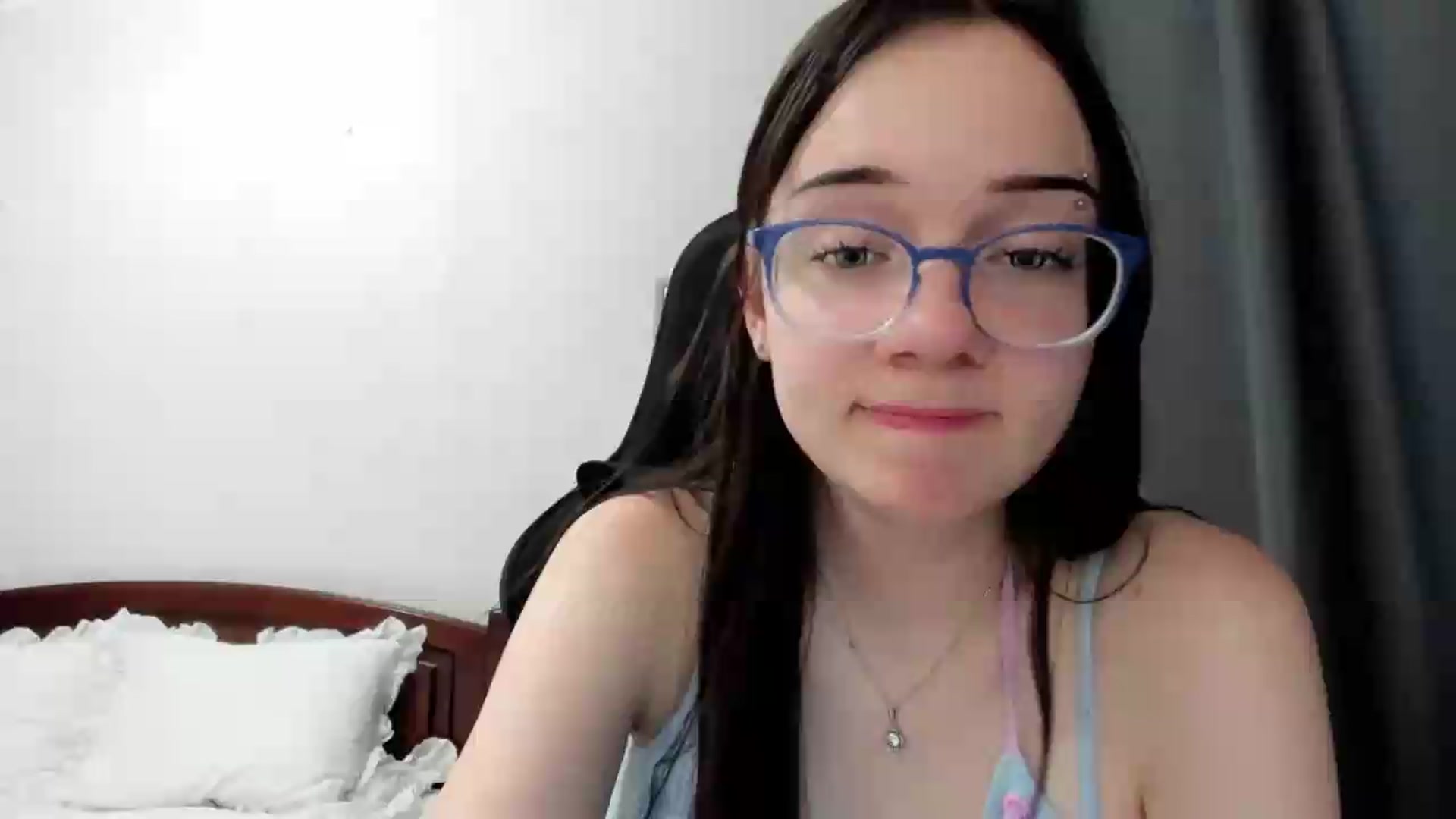 Gallery image thumbnail from Baby_Melania's myfreecams stream on, 06/26/2026, 23:01 image 4 of 20
