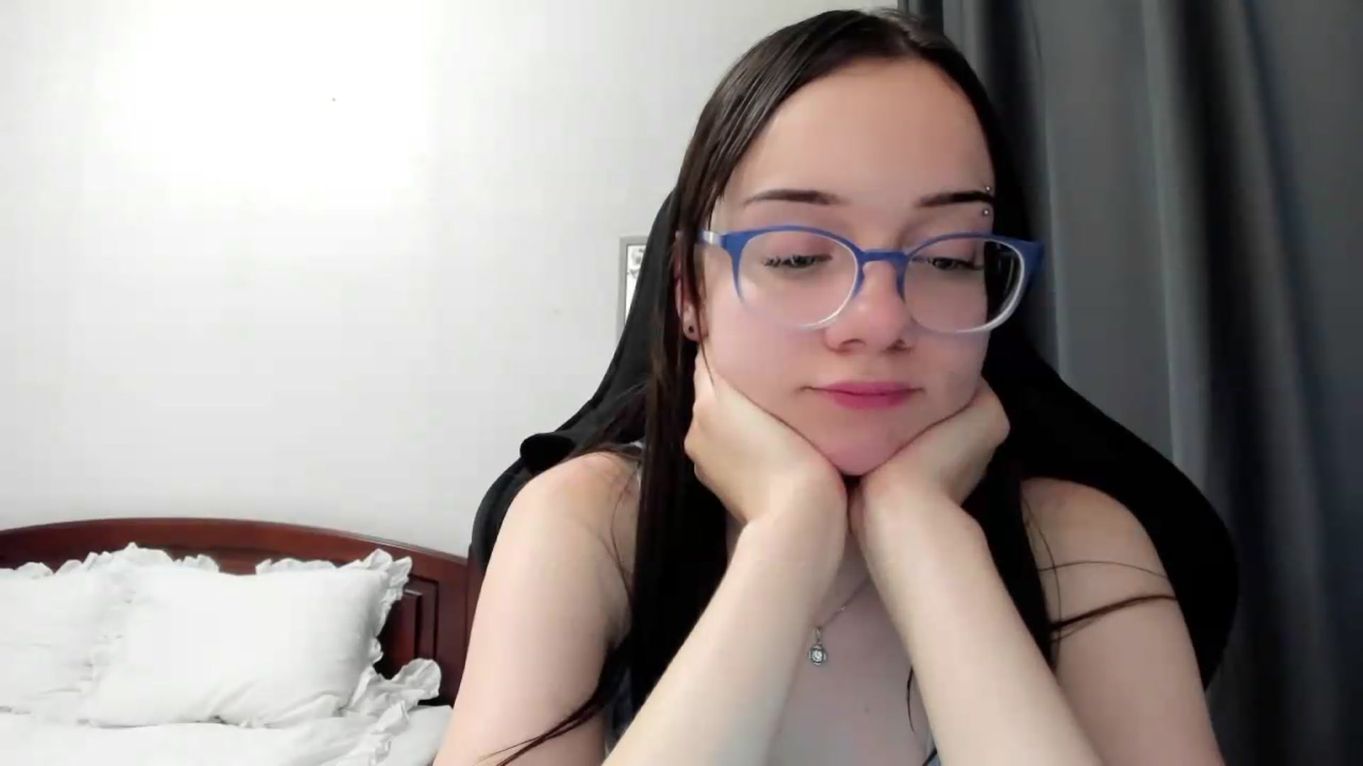 Gallery image thumbnail from Baby_Melania's myfreecams stream on, 06/26/2026, 23:01 image 14 of 20