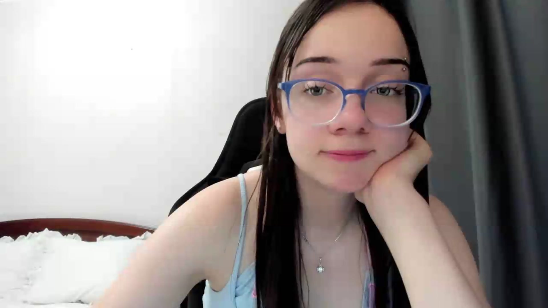 Gallery image thumbnail from Baby_Melania's myfreecams stream on, 06/26/2026, 23:01 image 8 of 20