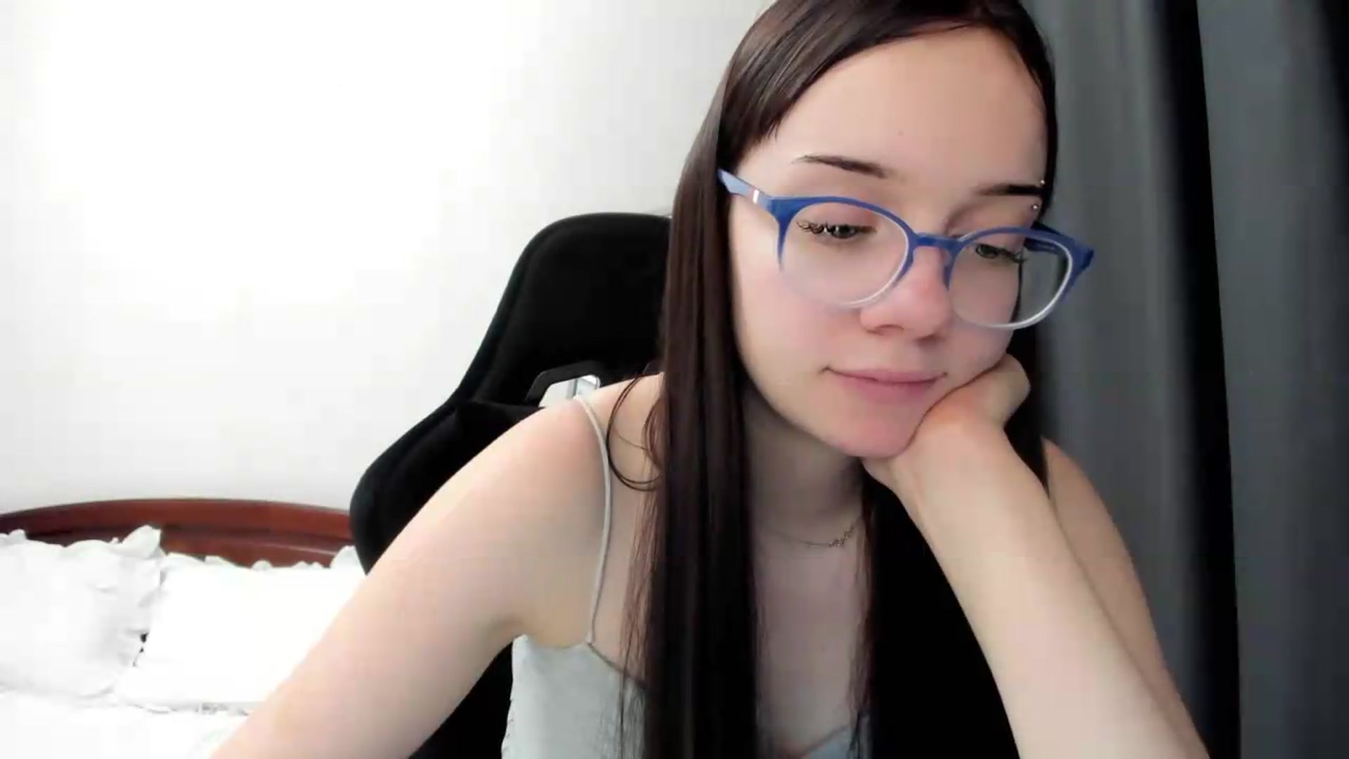 Gallery image thumbnail from Baby_Melania's myfreecams stream on, 06/28/2026, 23:36 image 5 of 20