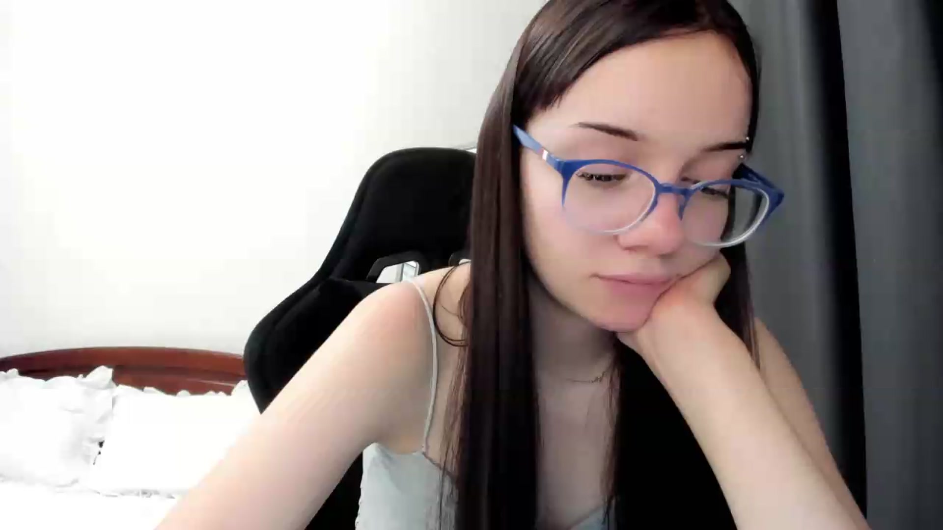Gallery image thumbnail from Baby_Melania's myfreecams stream on, 06/28/2026, 23:36 image 7 of 20
