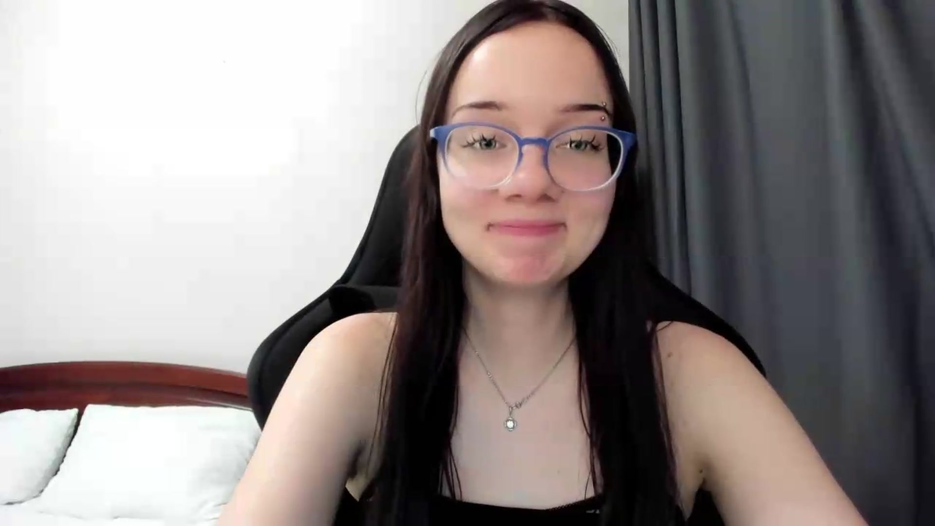 Gallery image thumbnail from Baby_Melania's myfreecams stream on, 06/29/2026, 15:29 image 17 of 20