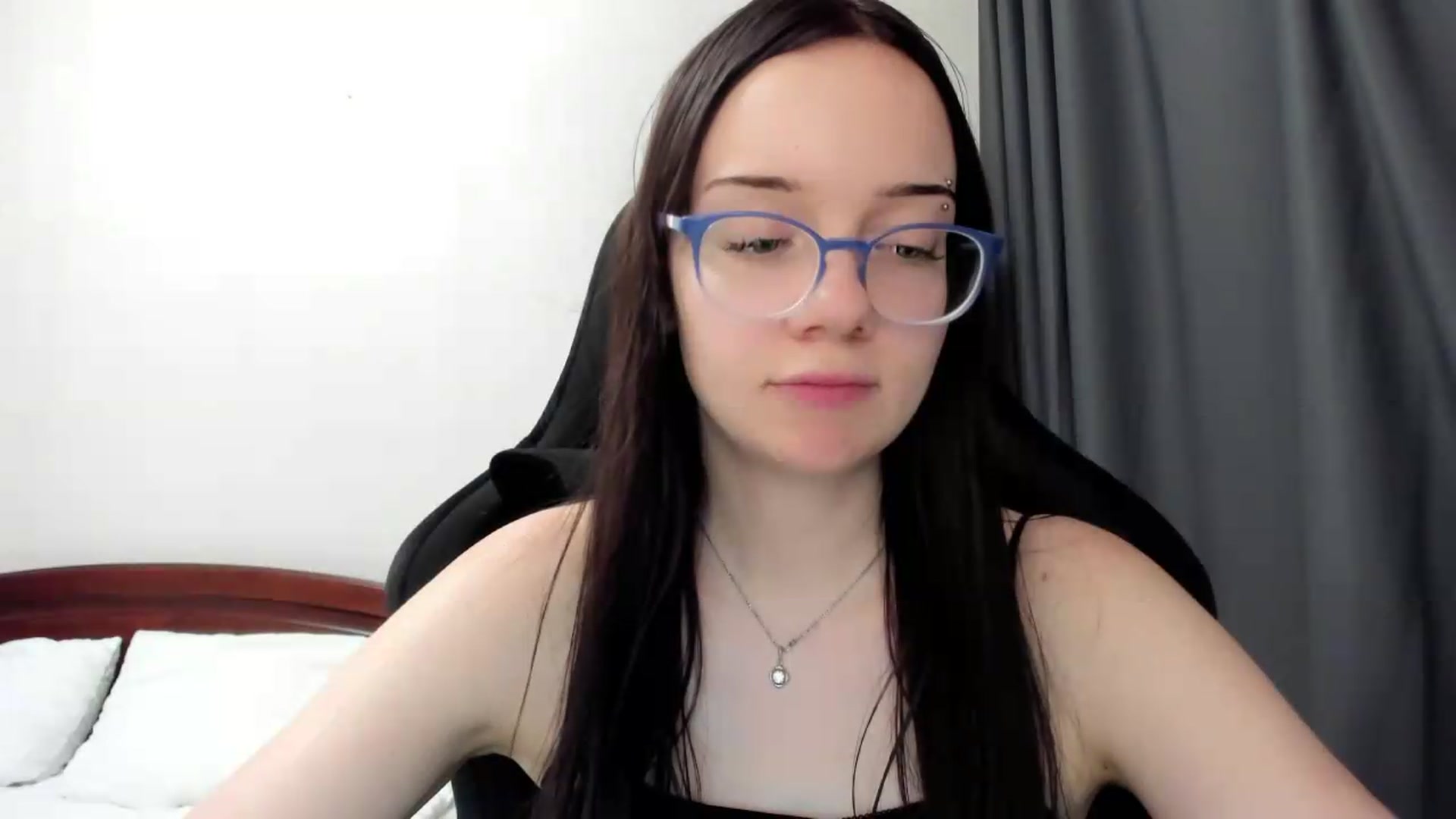 Gallery image thumbnail from Baby_Melania's myfreecams stream on, 06/29/2026, 15:29 image 19 of 20