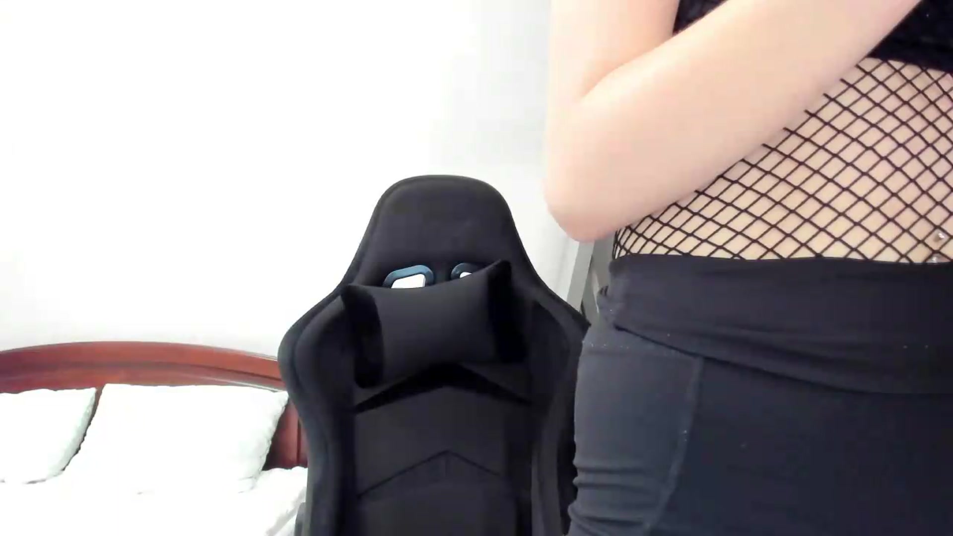Gallery image thumbnail from Baby_Melania's myfreecams stream on, 06/29/2026, 15:29 image 5 of 20