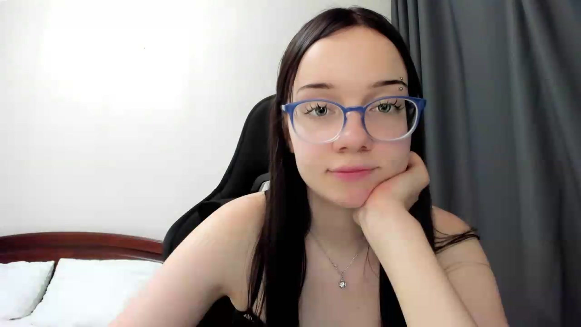 Gallery image thumbnail from Baby_Melania's myfreecams stream on, 06/29/2026, 19:23 image 9 of 20