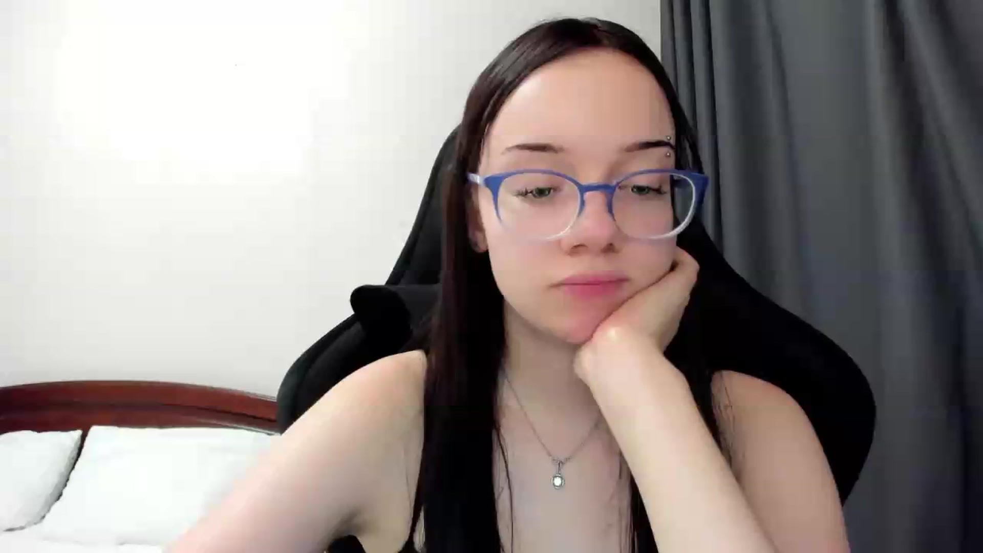 Gallery image thumbnail from Baby_Melania's myfreecams stream on, 06/29/2026, 19:23 image 1 of 20