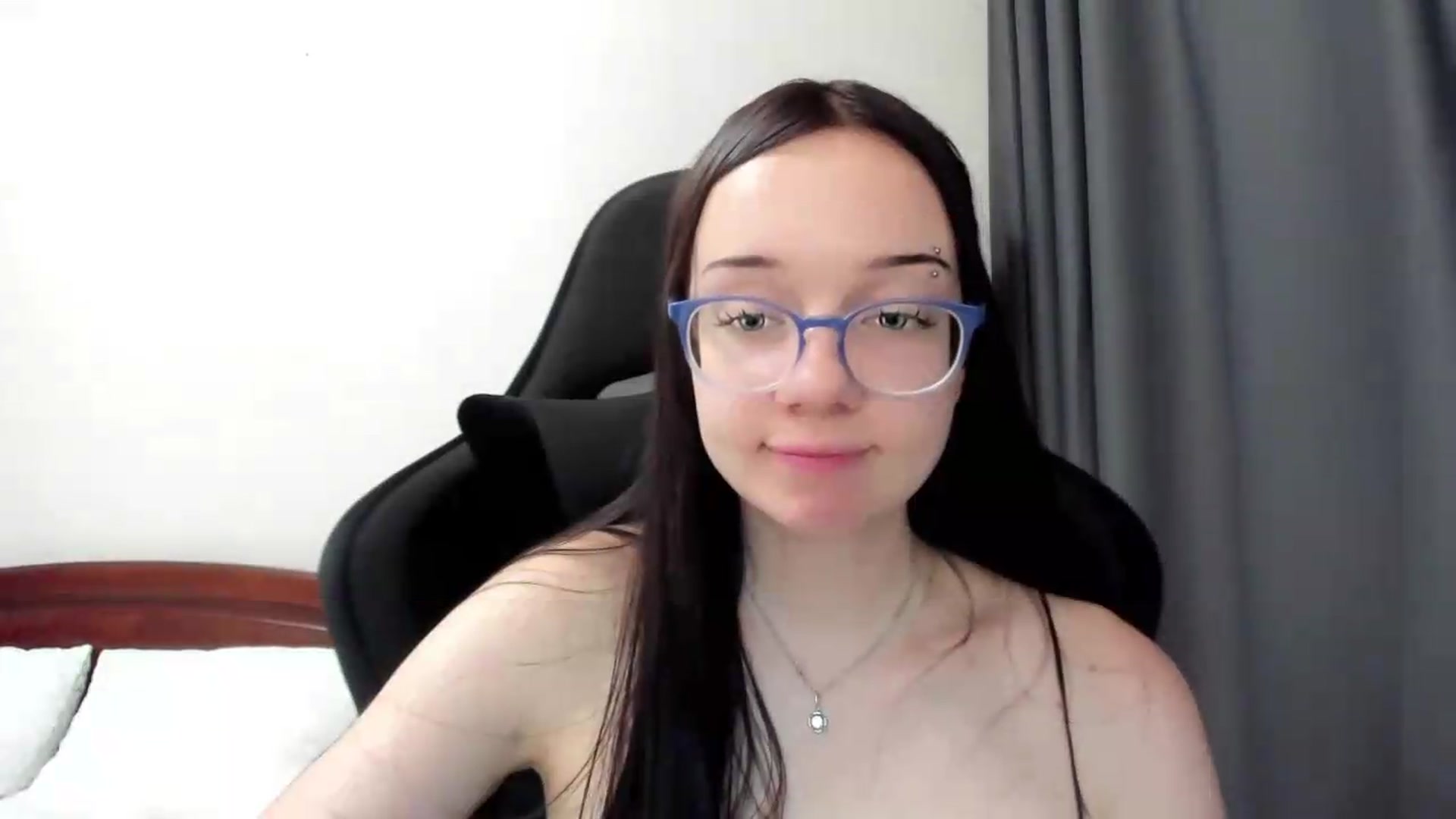 Gallery image thumbnail from Baby_Melania's myfreecams stream on, 06/29/2026, 19:23 image 20 of 20