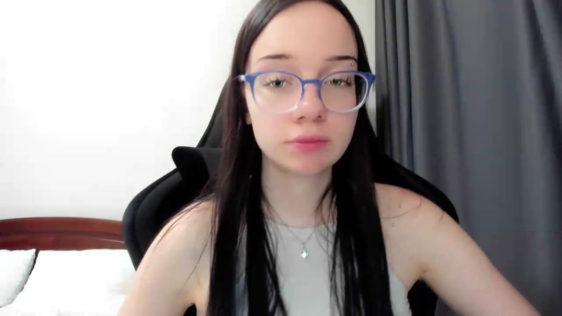 Gallery image thumbnail from Baby_Melania's myfreecams stream on, 06/29/2026, 21:17 image 14 of 20