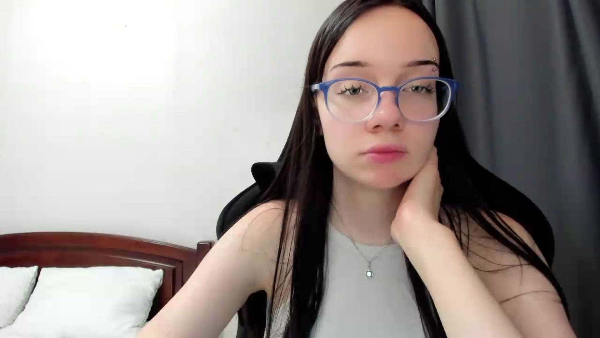 Gallery image thumbnail from Baby_Melania's myfreecams stream on, 06/29/2026, 21:17 image 2 of 20