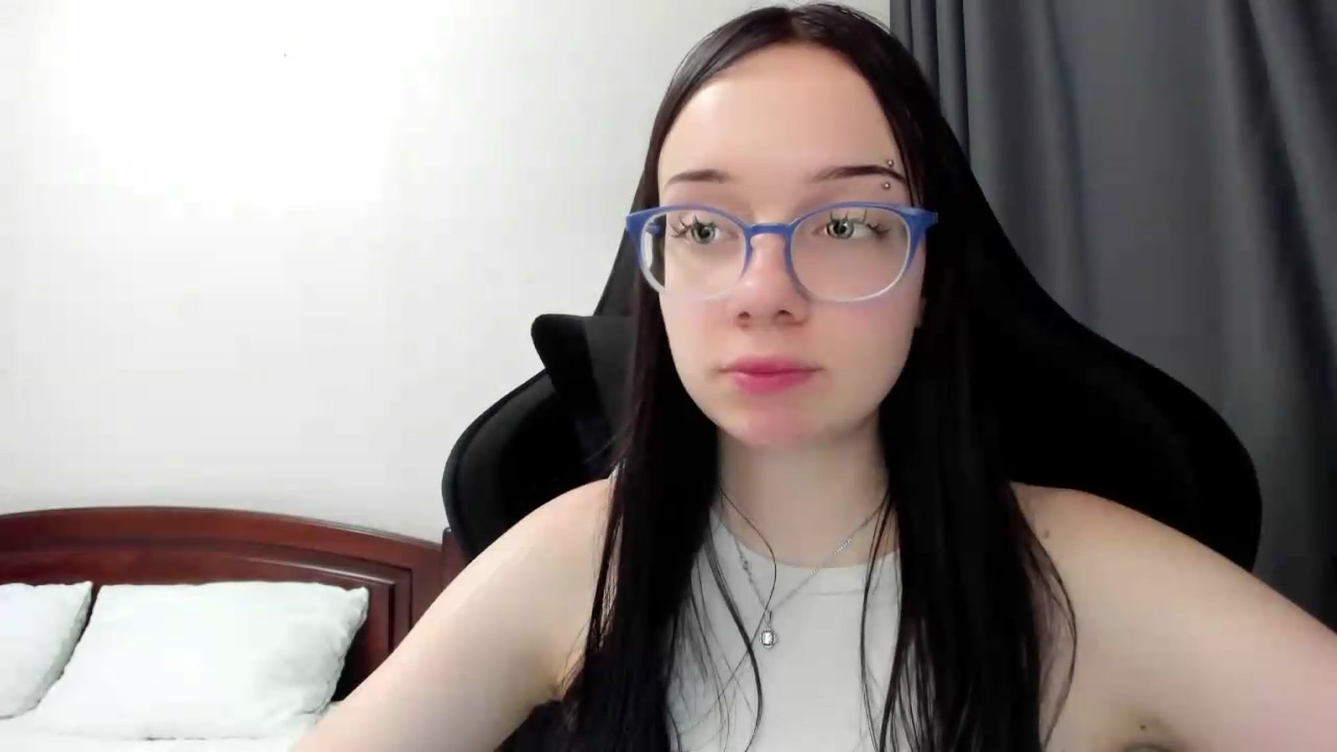 Gallery image thumbnail from Baby_Melania's myfreecams stream on, 06/29/2026, 22:26 image 8 of 20