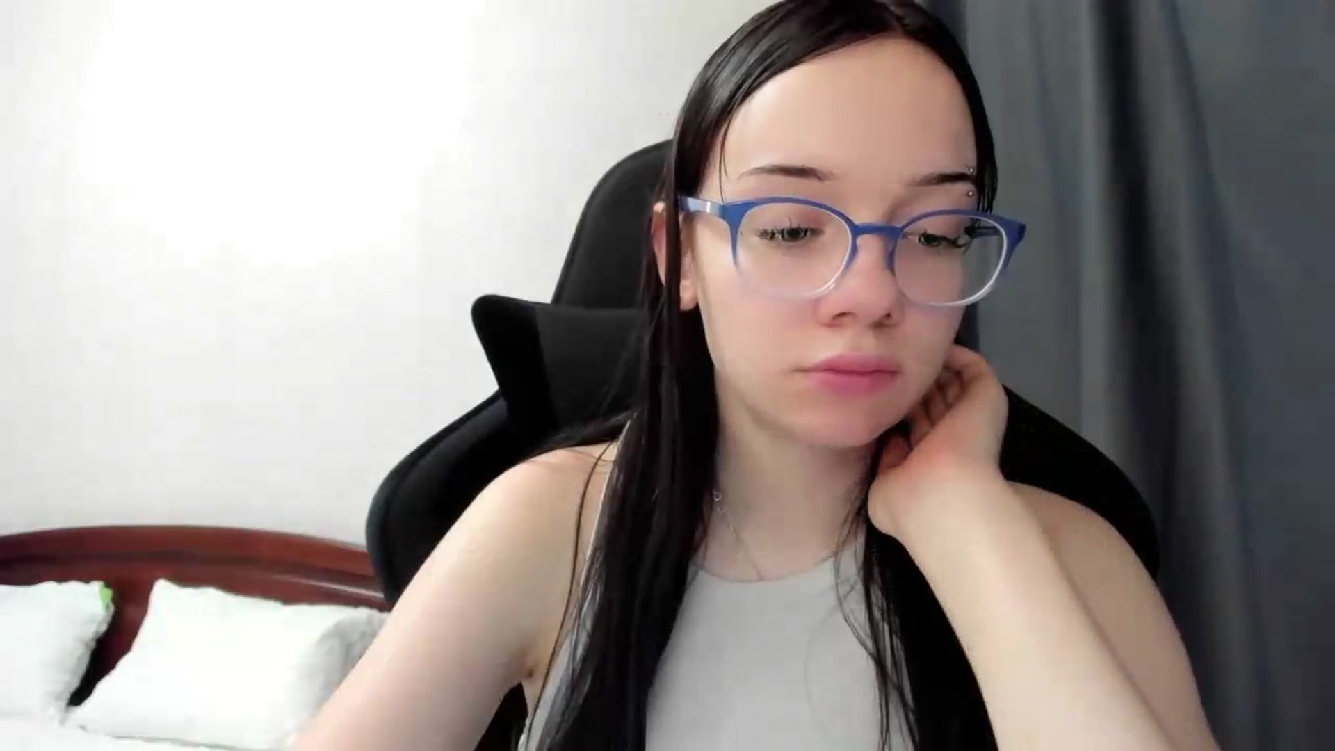 Gallery image thumbnail from Baby_Melania's myfreecams stream on, 07/01/2026, 24:01 image 7 of 20