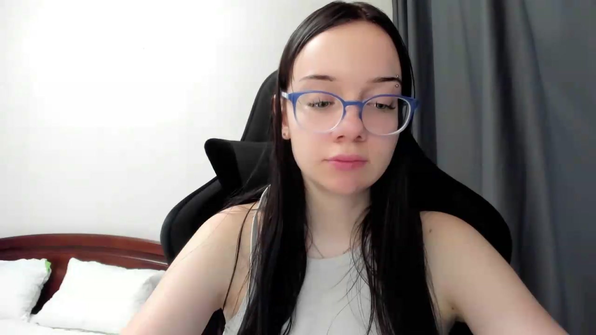 Gallery image thumbnail from Baby_Melania's myfreecams stream on, 07/01/2026, 24:01 image 10 of 20