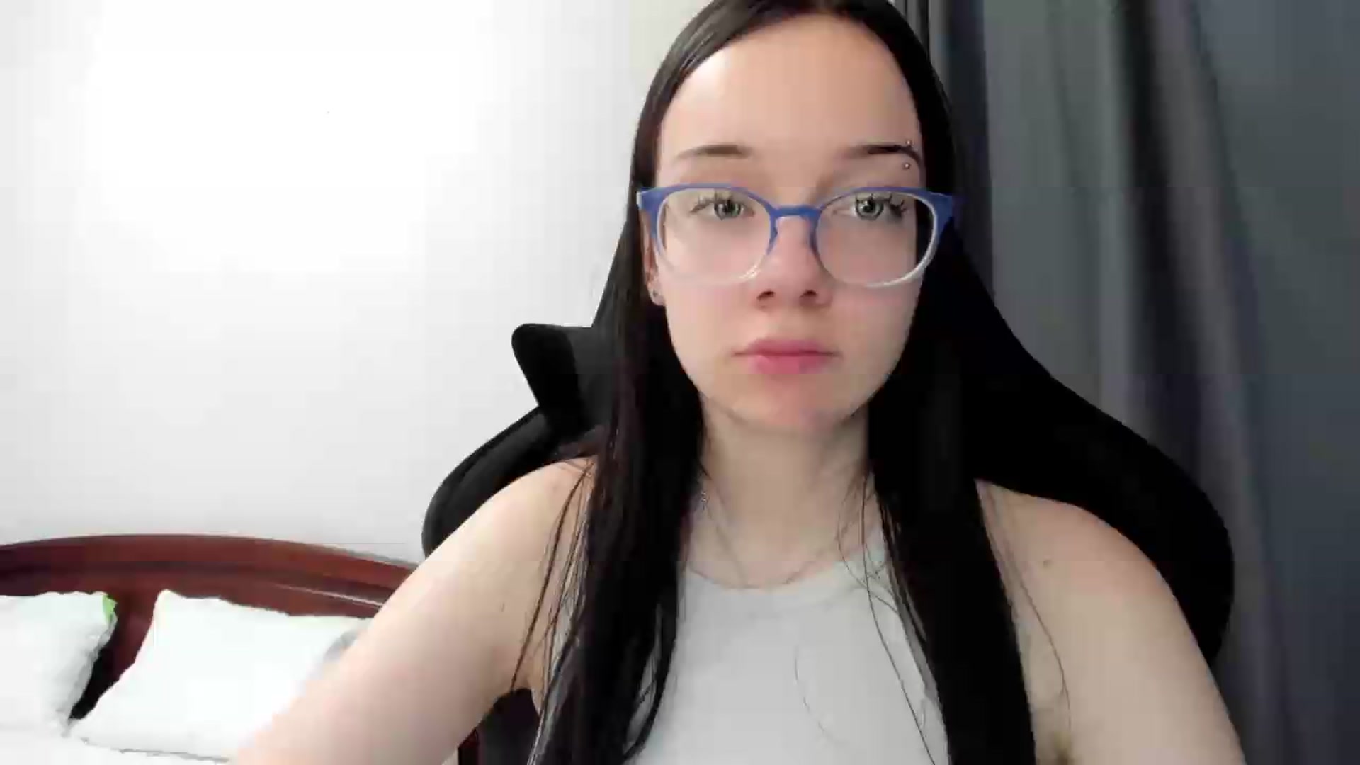 Gallery image thumbnail from Baby_Melania's myfreecams stream on, 07/01/2026, 24:01 image 1 of 20