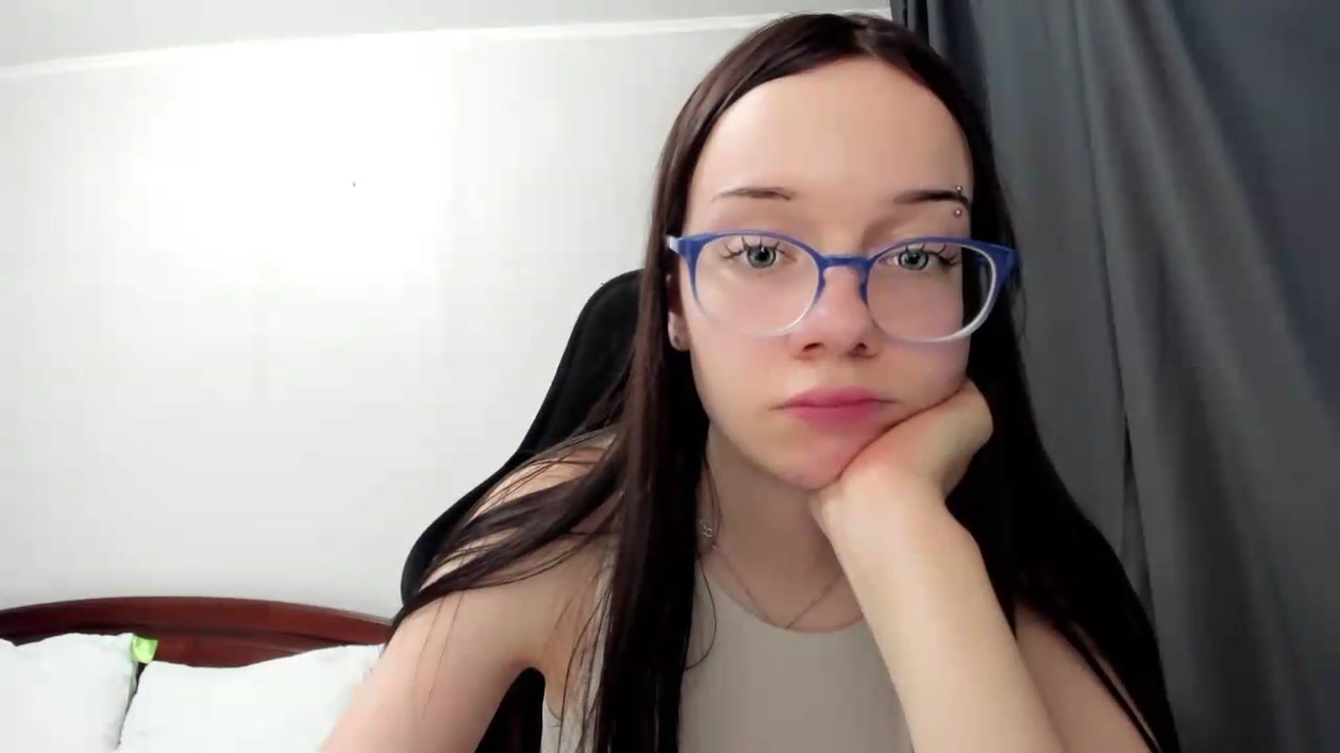 Gallery image thumbnail from Baby_Melania's myfreecams stream on, 07/01/2026, 19:11 image 6 of 20
