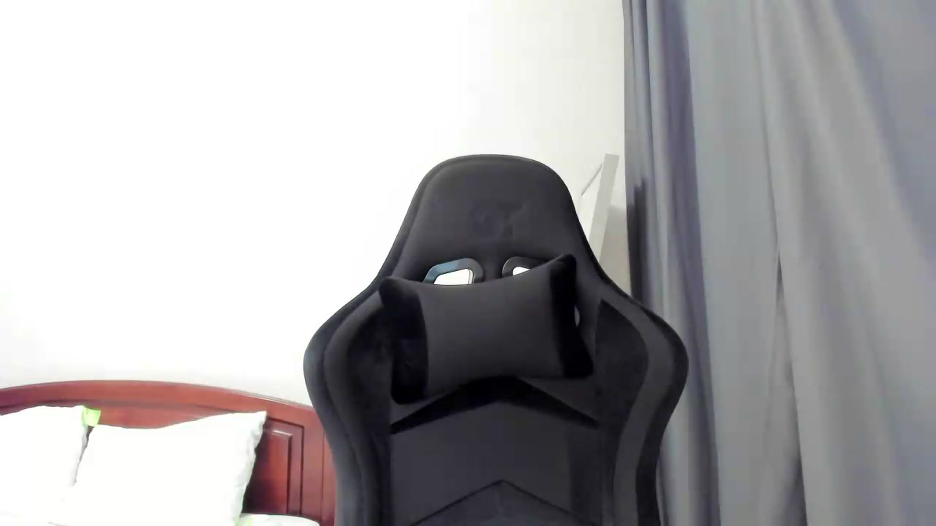 Gallery image thumbnail from Baby_Melania's myfreecams stream on, 07/01/2026, 19:11 image 7 of 20