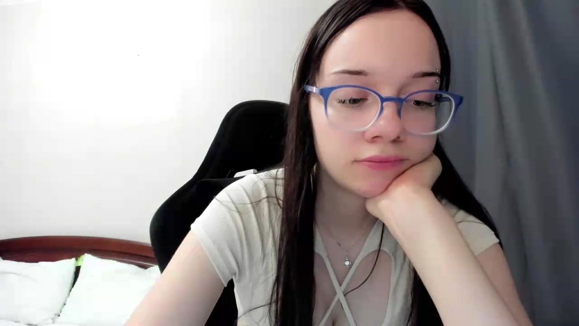 Gallery image thumbnail from Baby_Melania's myfreecams stream on, 07/02/2026, 22:13 image 13 of 20