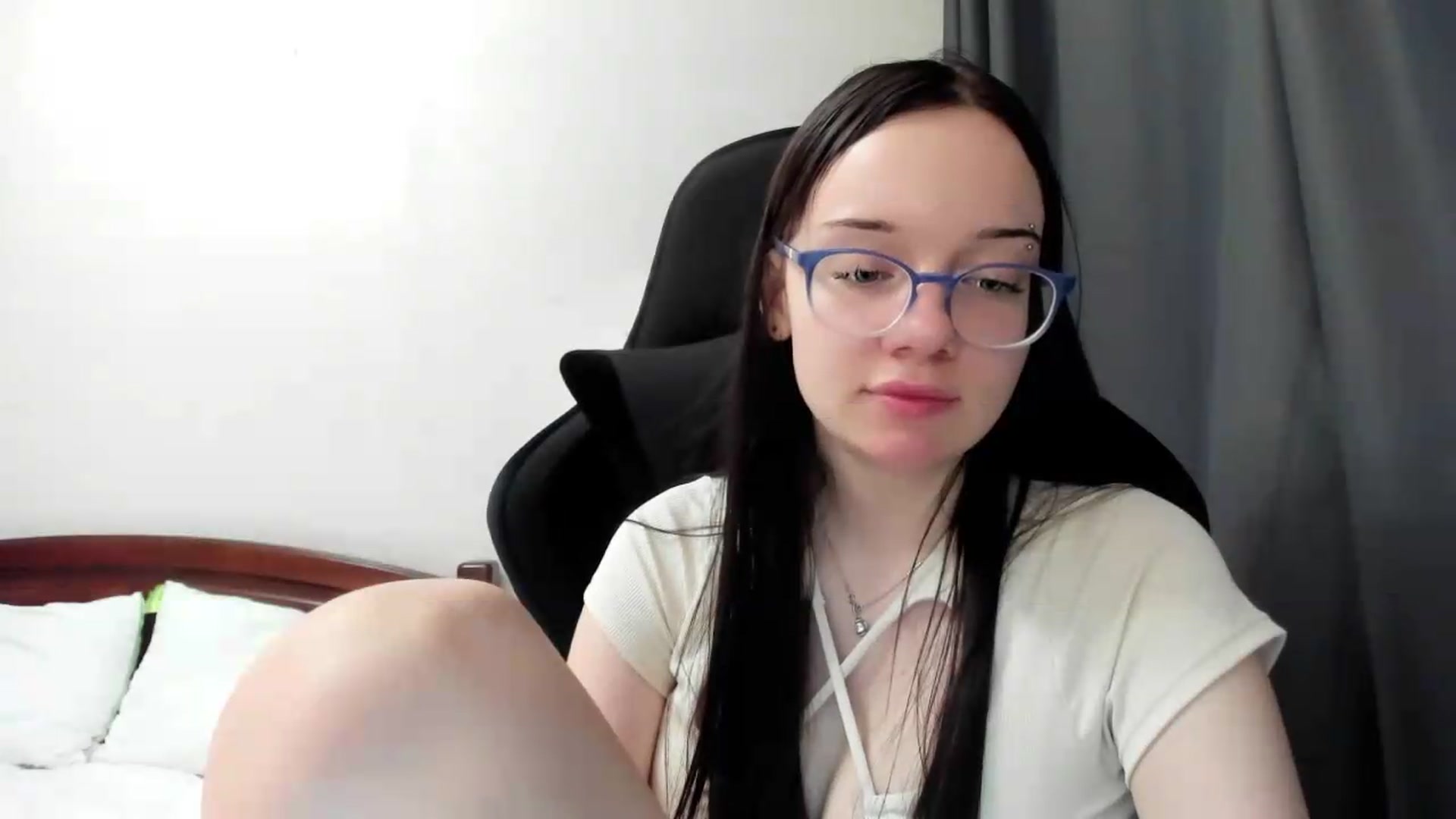 Gallery image thumbnail from Baby_Melania's myfreecams stream on, 07/02/2026, 22:13 image 7 of 20